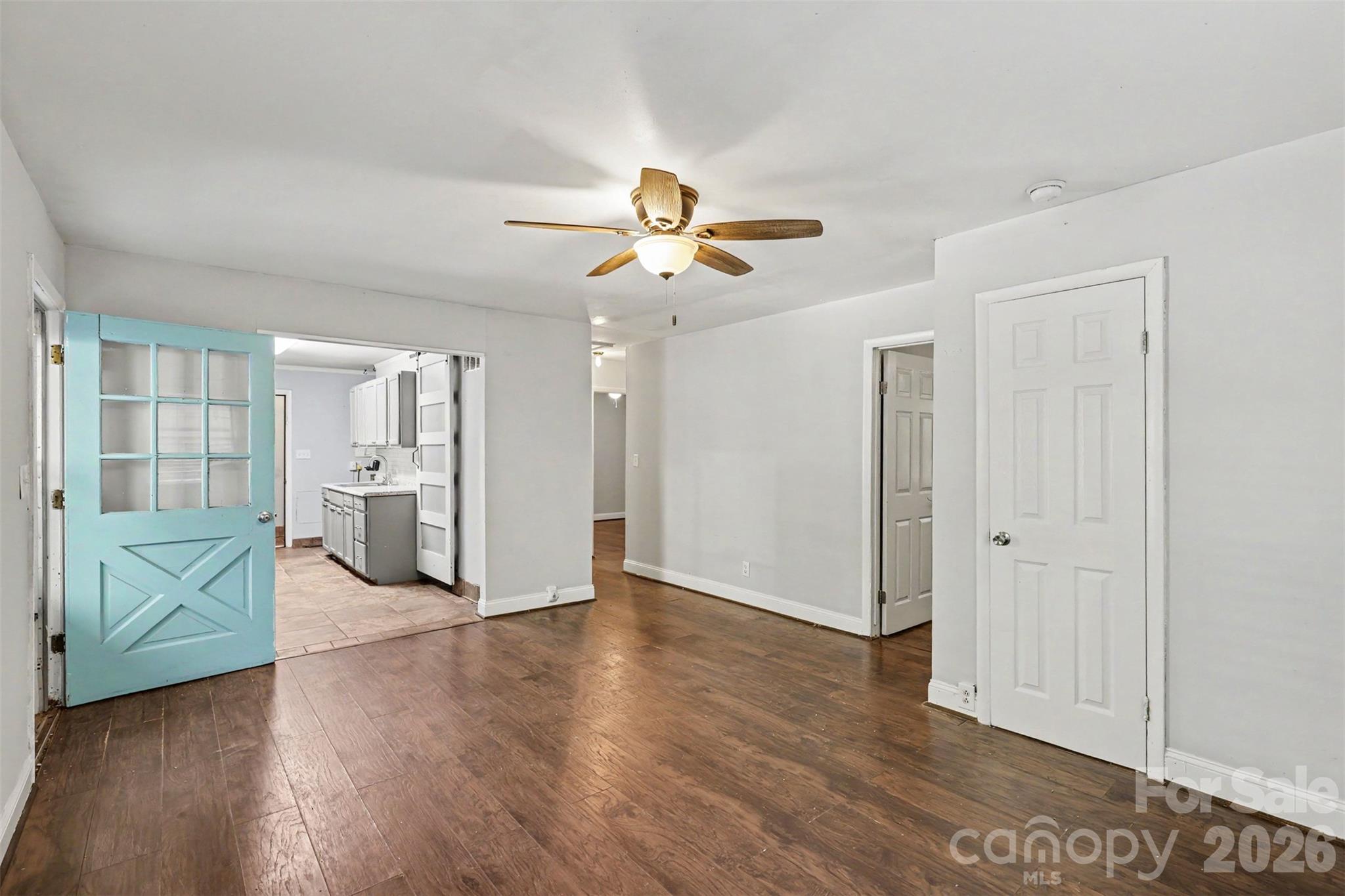 Single Family Residence at 224 Herndon Avenue, York, photo 9 of 15