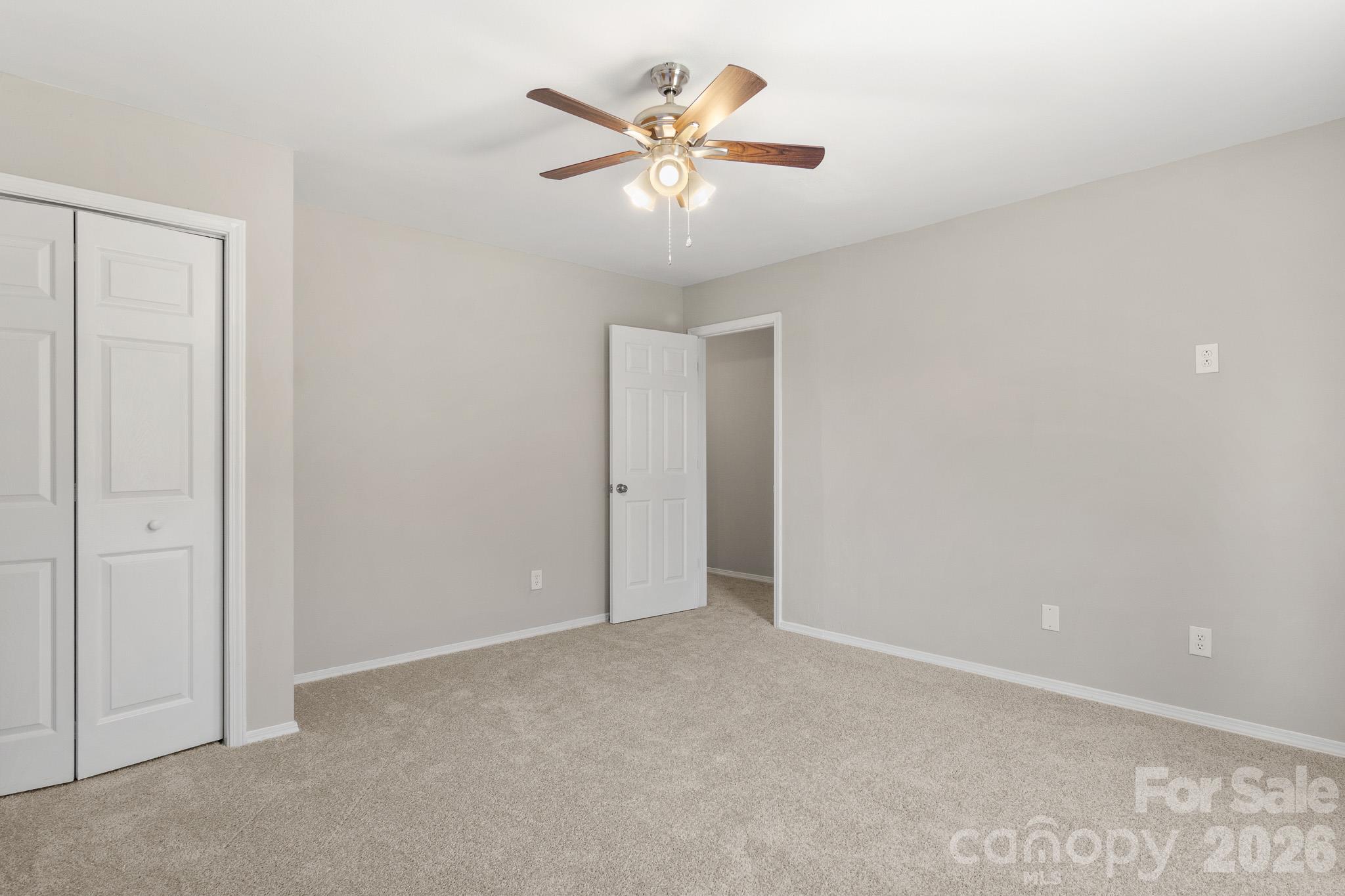 Single Family Residence at 12028 Red Leaf Drive, Charlotte, photo 27 of 46