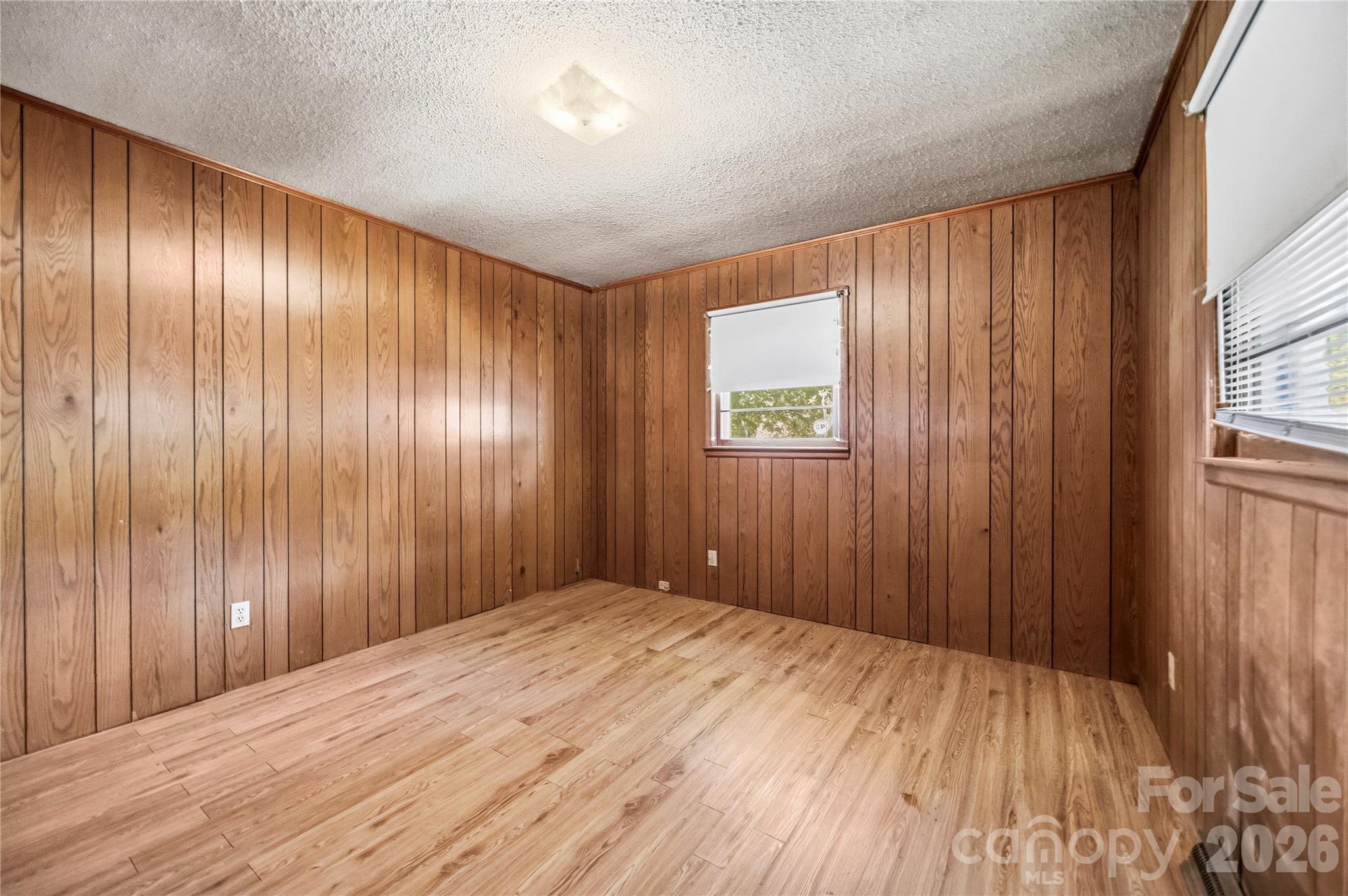 Single Family Residence at 328 Long Shoals Road, Bessemer City, photo 16 of 33