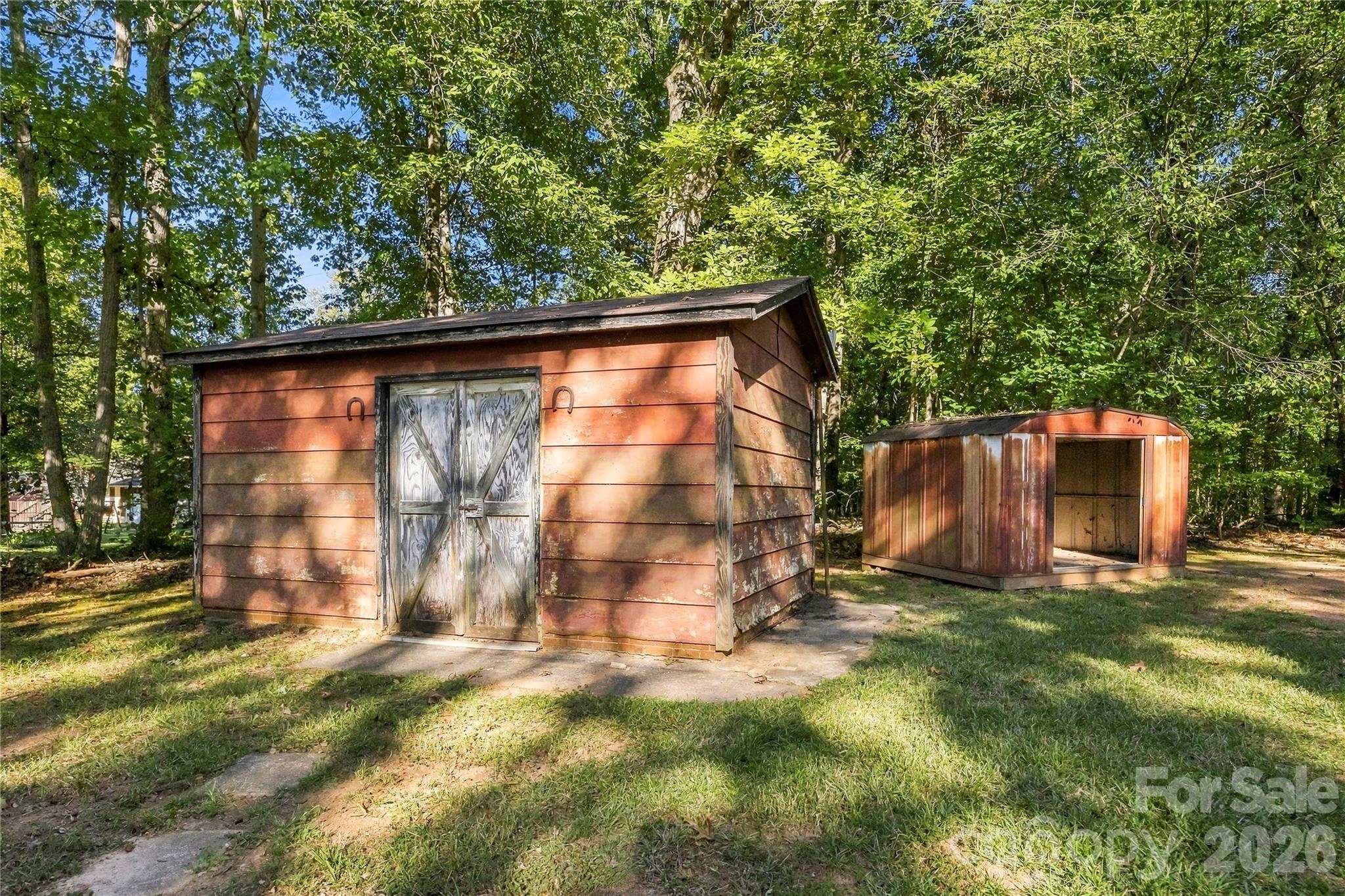 Single Family Residence at 328 Long Shoals Road, Bessemer City, photo 26 of 33