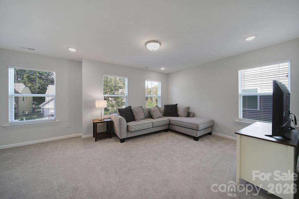 Single Family Residence at 129 Lantern Acres Drive, Mooresville, photo 21 of 40