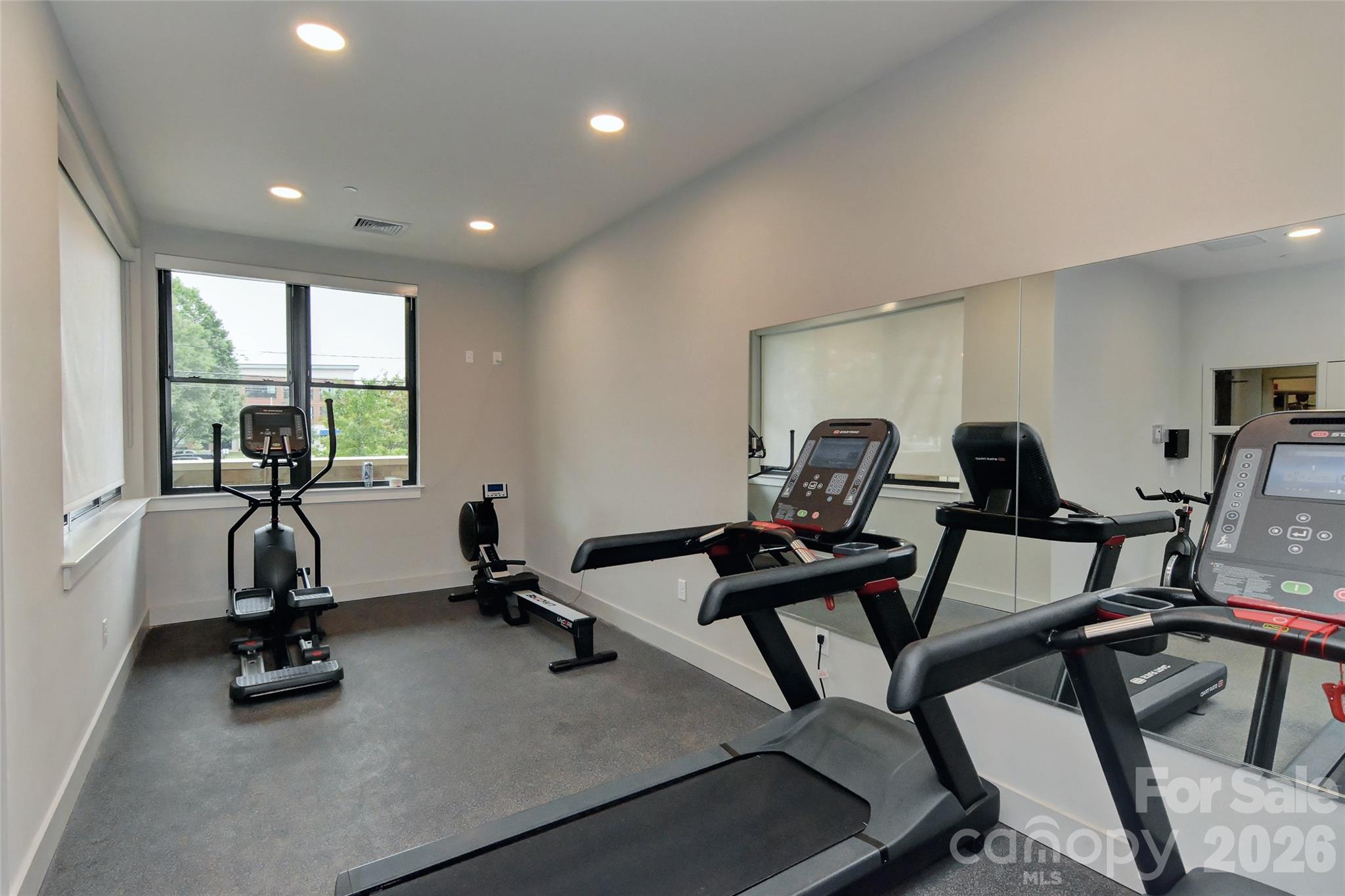 Condominium at 2401 Euclid Avenue, Charlotte, photo 35 of 52
