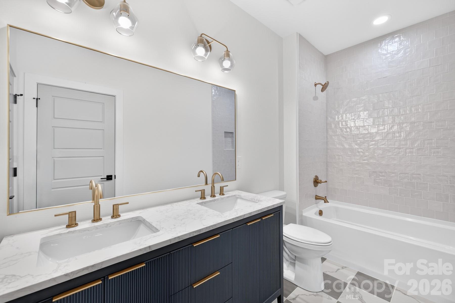 Townhouse at 2515 Grimes Street, Charlotte, photo 18 of 29