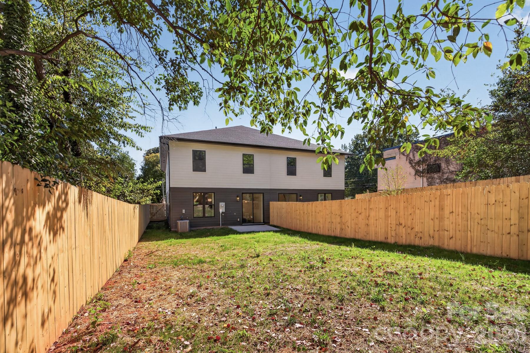Townhouse at 2515 Grimes Street, Charlotte, photo 22 of 29