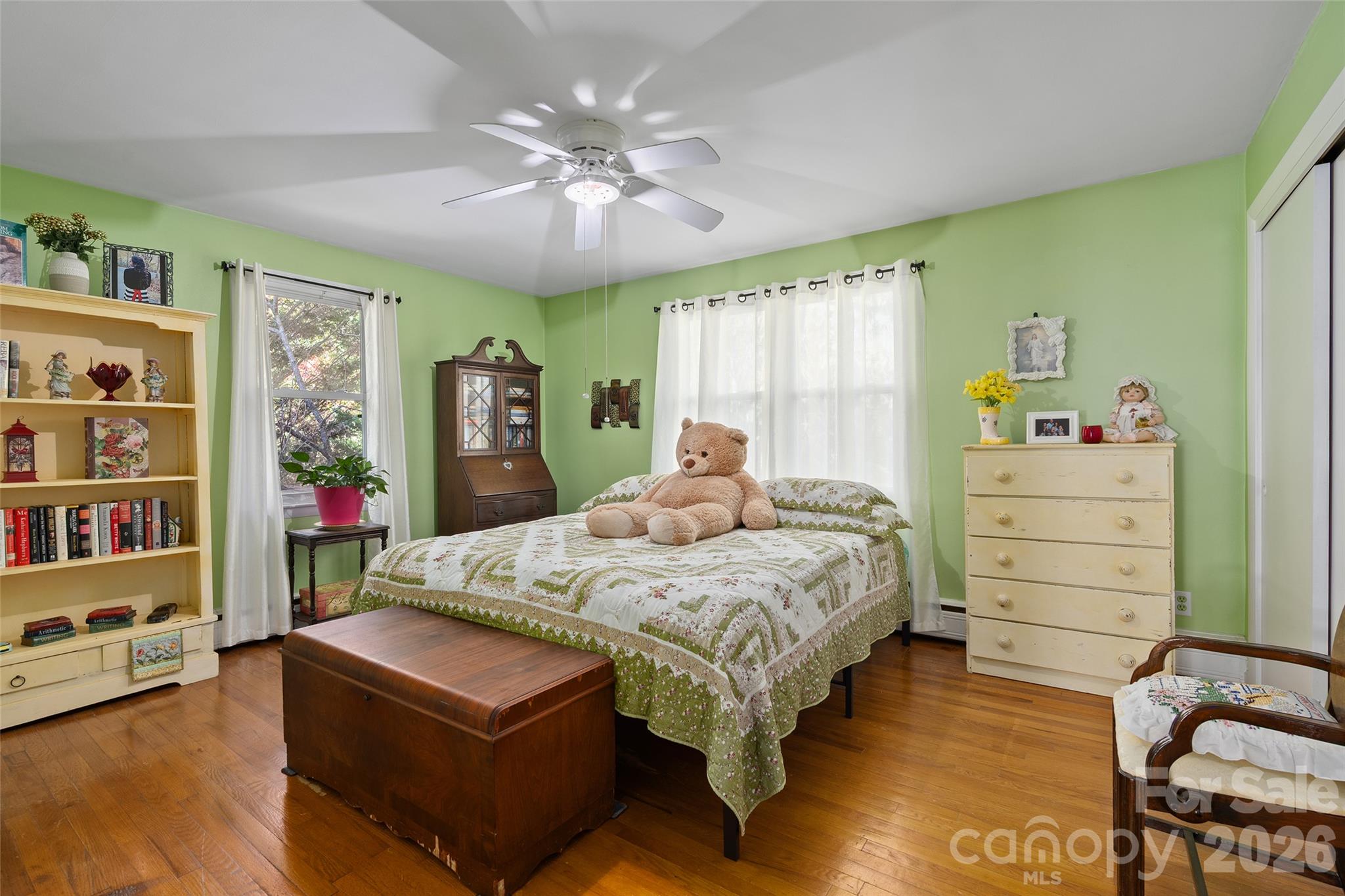 Fourplex at 152 Tate Street, Waynesville, photo 9 of 38