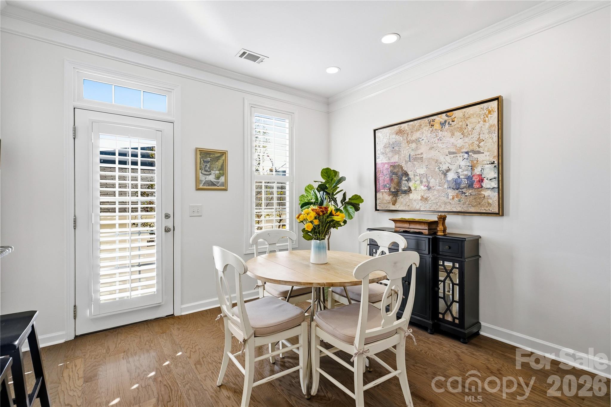 Welcoming dining area - 16918 Summers Walk Boulevard, Davidson