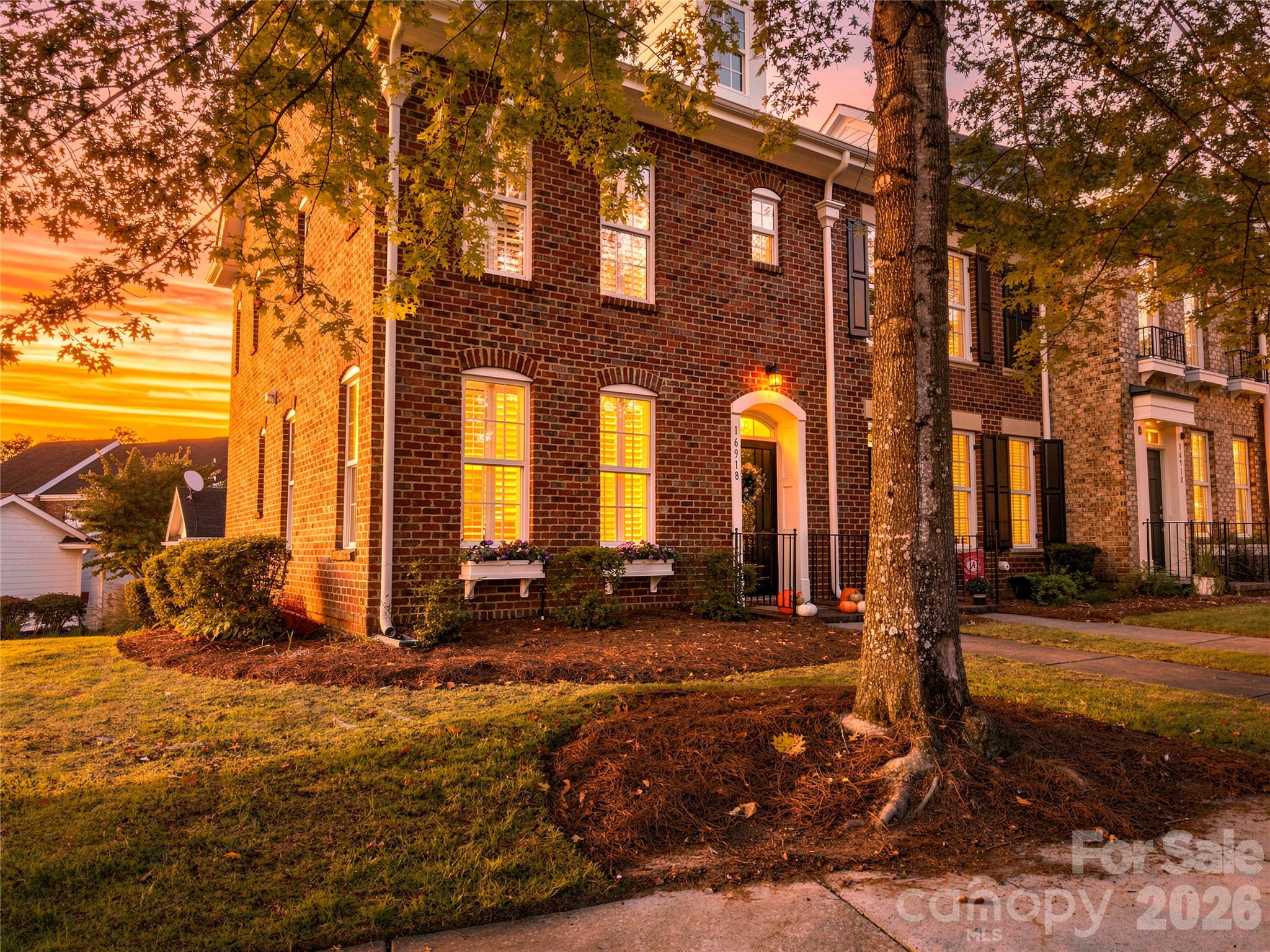 Townhouse at 16918 Summers Walk Boulevard, Davidson, photo 43 of 46