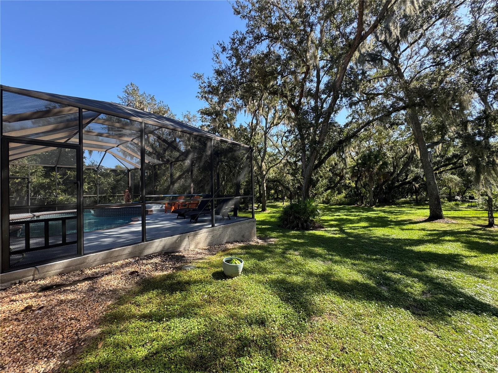 Single Family Residence at 1303 OAKFORD RD, SARASOTA, photo 28 of 30