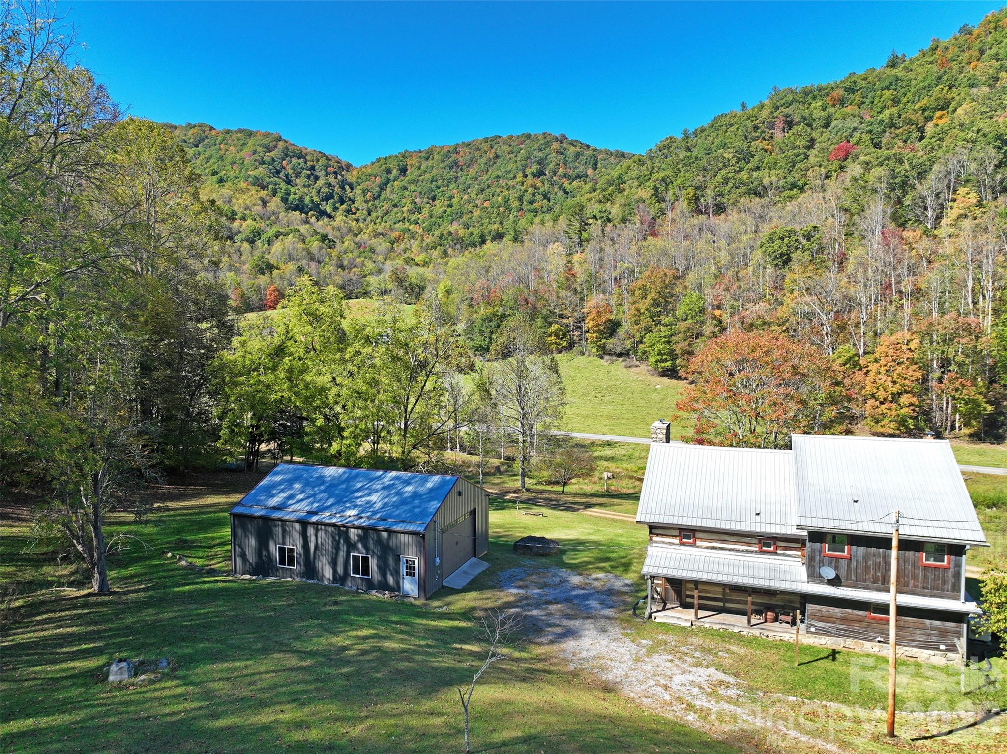 Single Family Residence at 146 Gentry Farm Drive, Hot Springs, photo 37 of 49