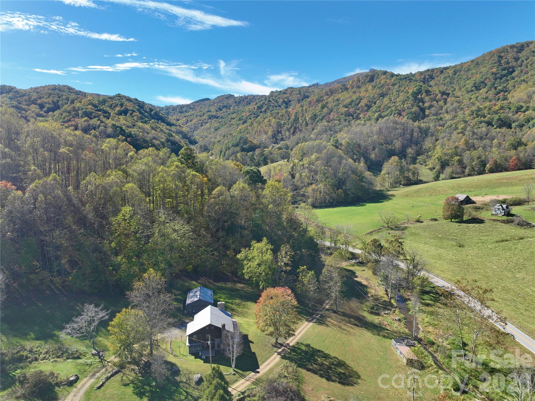 Single Family Residence at 146 Gentry Farm Drive, Hot Springs, photo 48 of 49