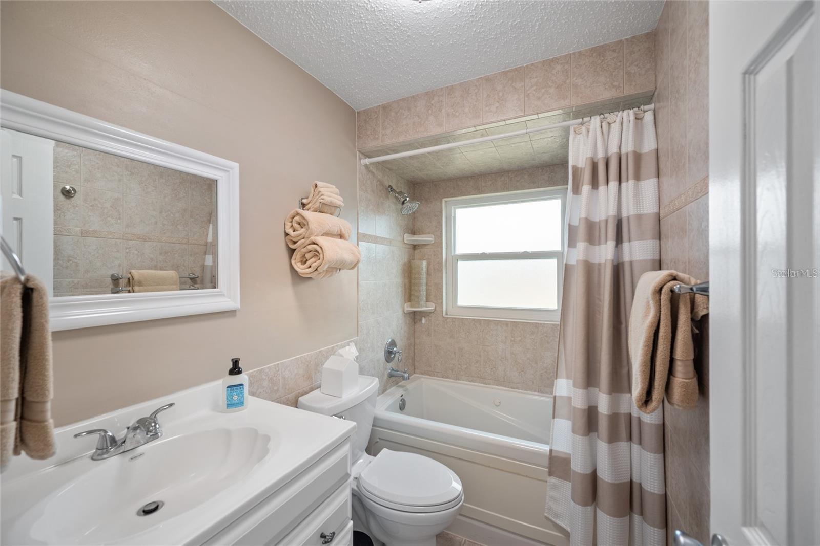 Condominium at 11837 BOYNTON LN #11837, NEW PORT RICHEY, photo 15 of 25