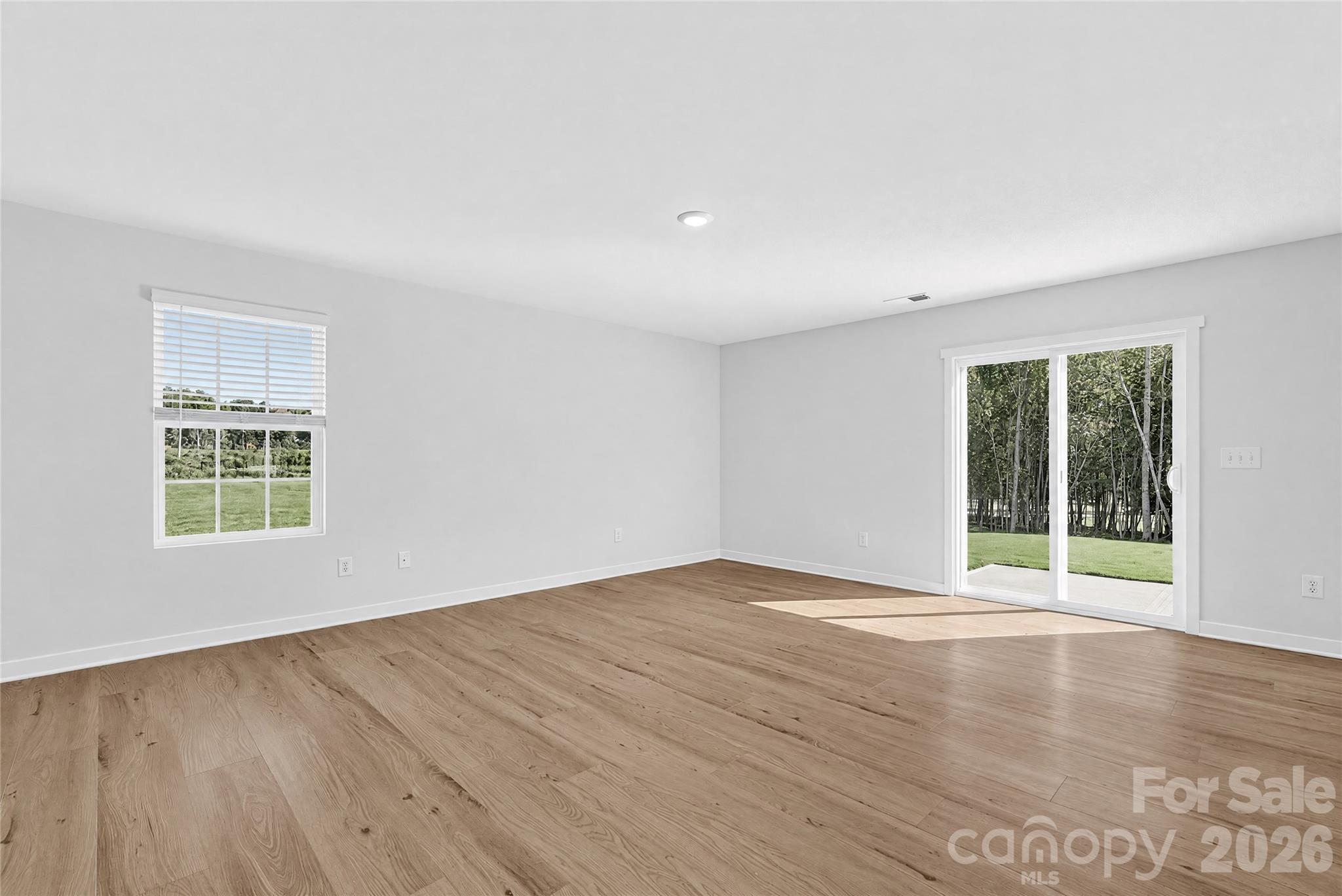 Single Family Residence at 625 Hot Springs Drive, Kannapolis, photo 5 of 11