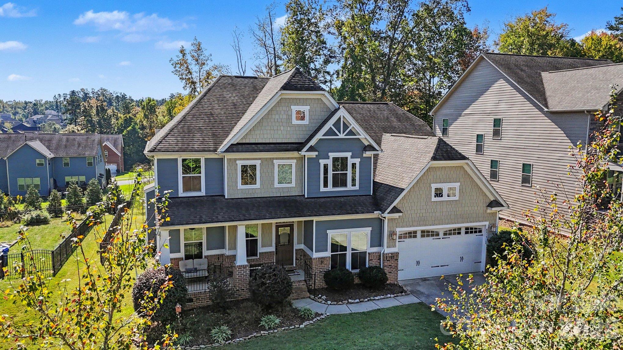 Single Family Residence at 8414 Early Bird Way, Mint Hill, photo 3 of 48