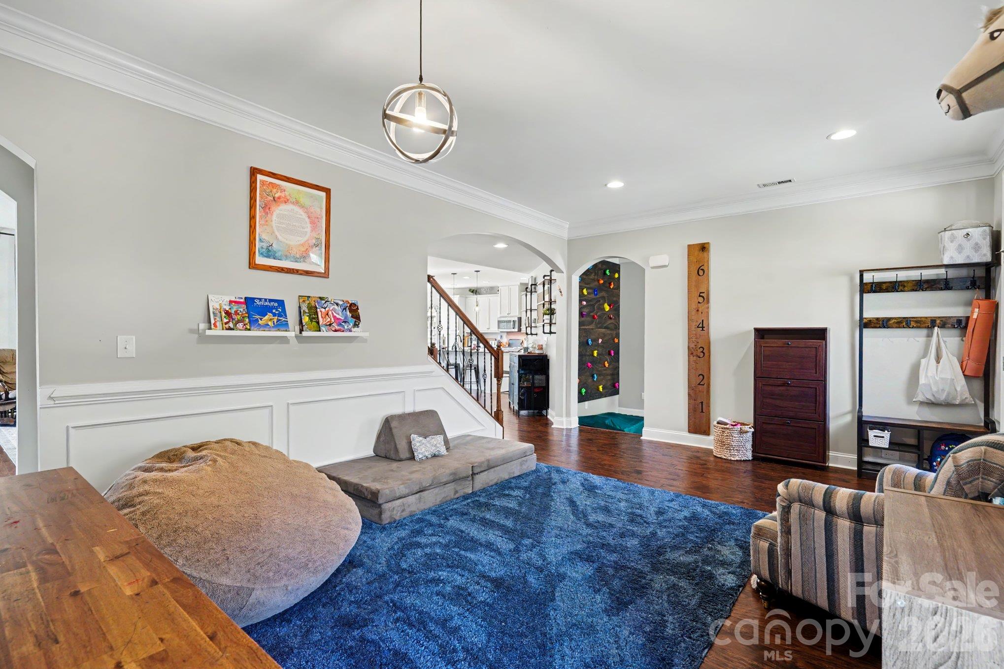 Single Family Residence at 8414 Early Bird Way, Mint Hill, photo 7 of 48