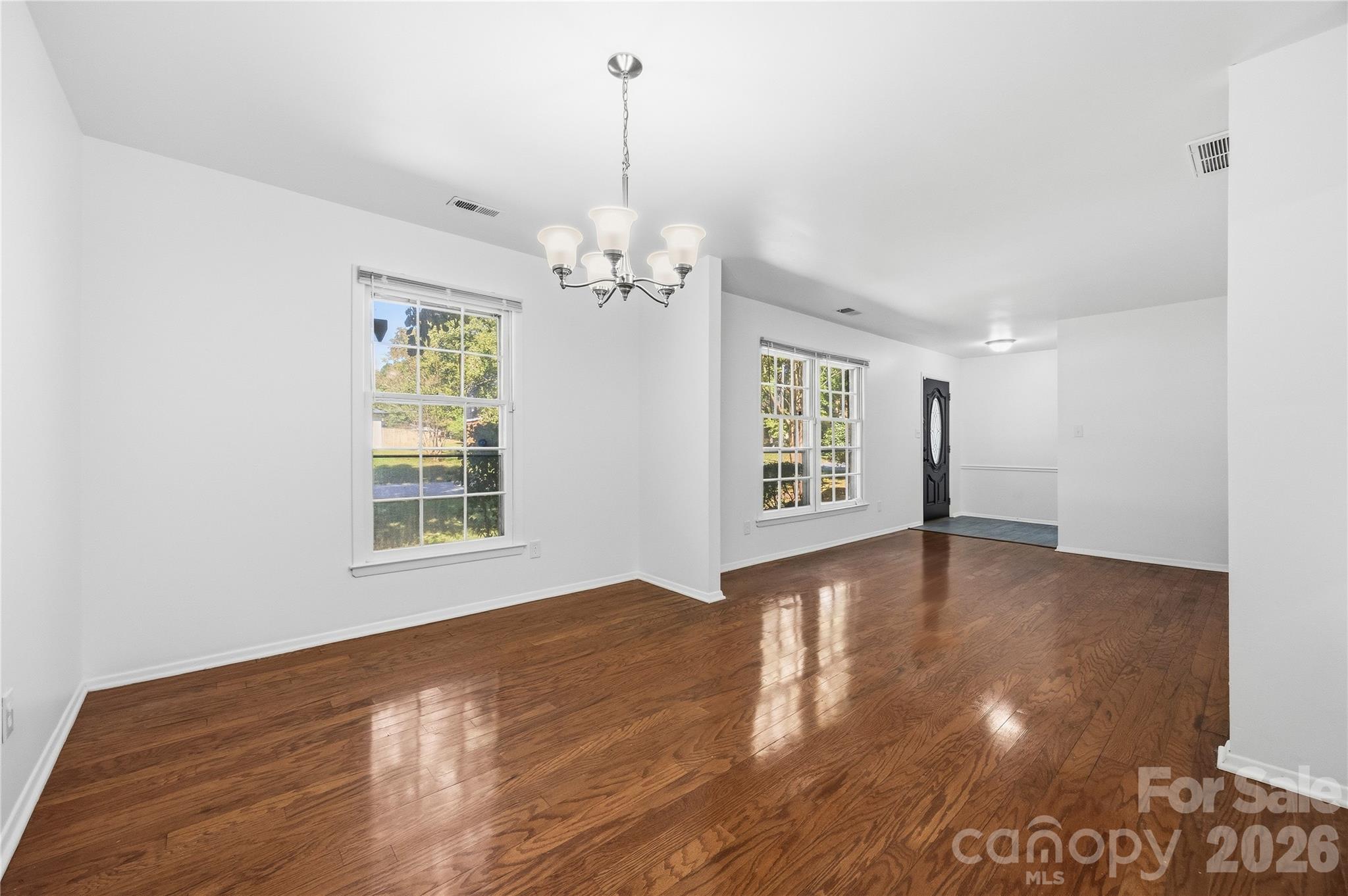 Single Family Residence at 6500 Woodfield Drive, Charlotte, photo 9 of 29