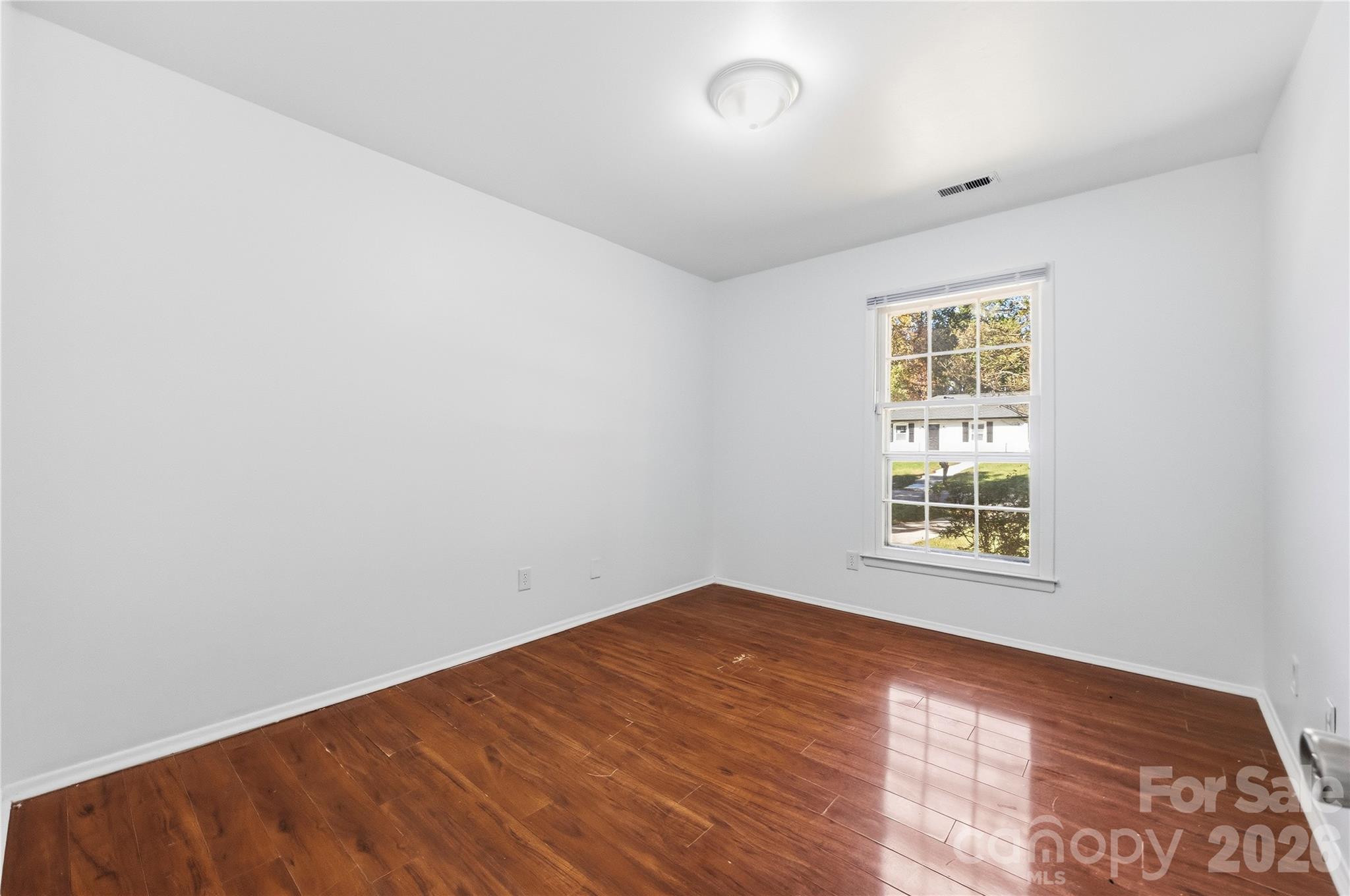 Single Family Residence at 6500 Woodfield Drive, Charlotte, photo 15 of 29