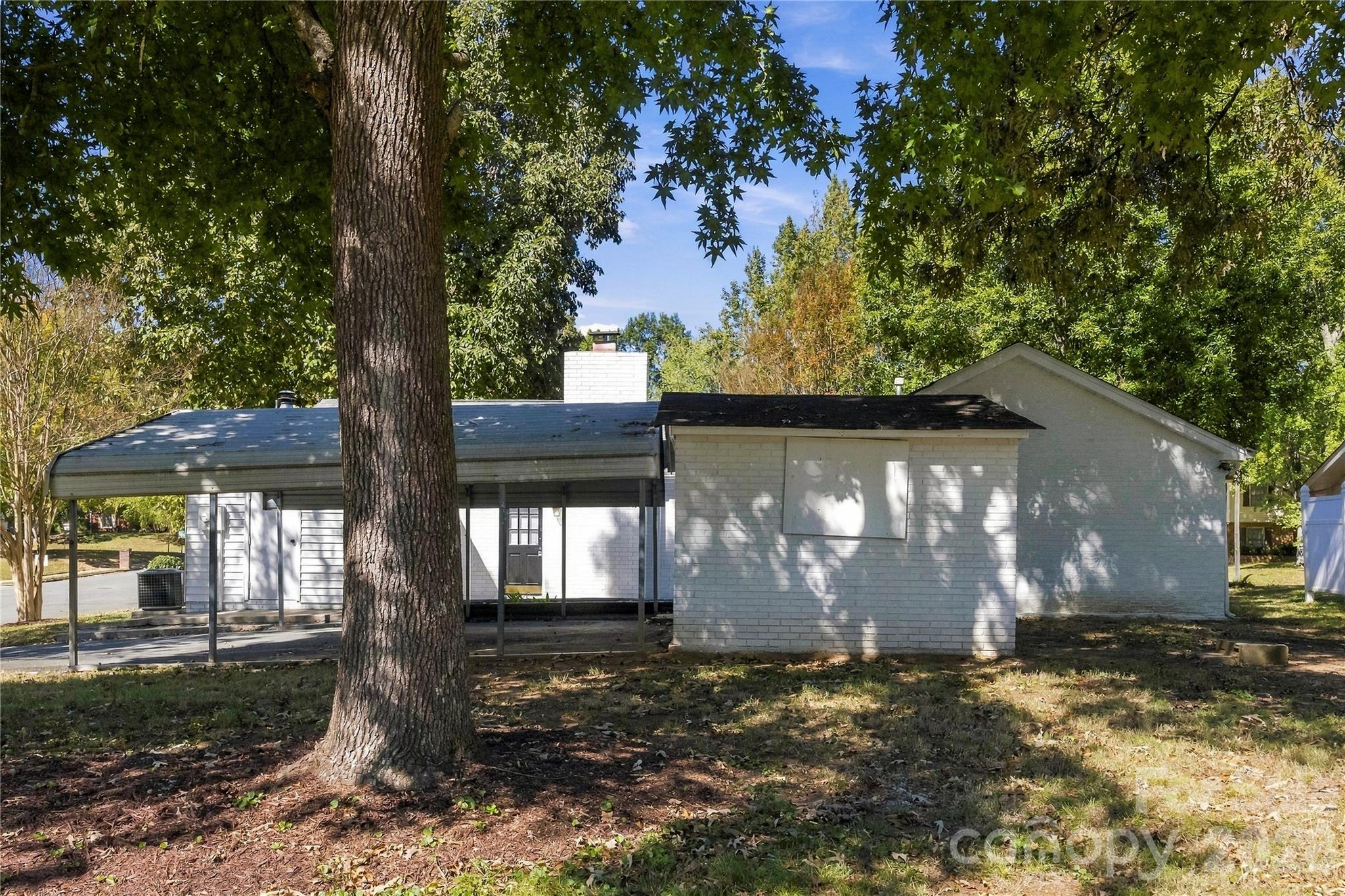 Single Family Residence at 6500 Woodfield Drive, Charlotte, photo 25 of 29