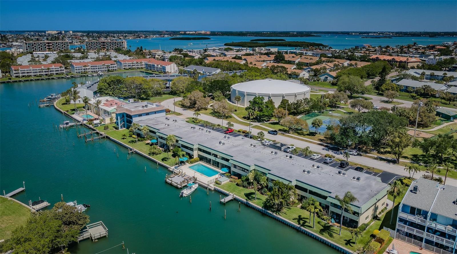 Condominium at 12000 CAPRI CIR S #20, TREASURE ISLAND, photo 13 of 75