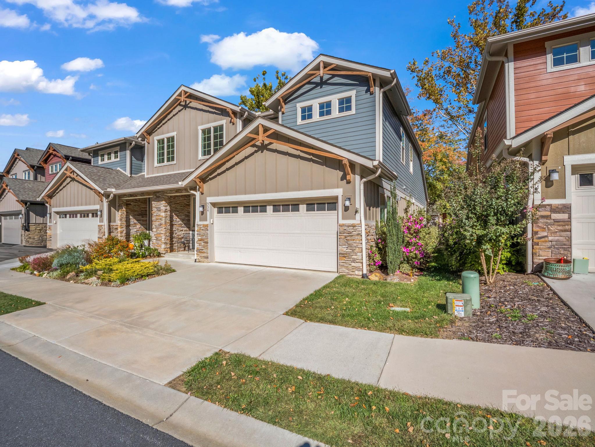 Townhouse at 534 Sweet Birch Park Lane, Black Mountain, photo 3 of 48