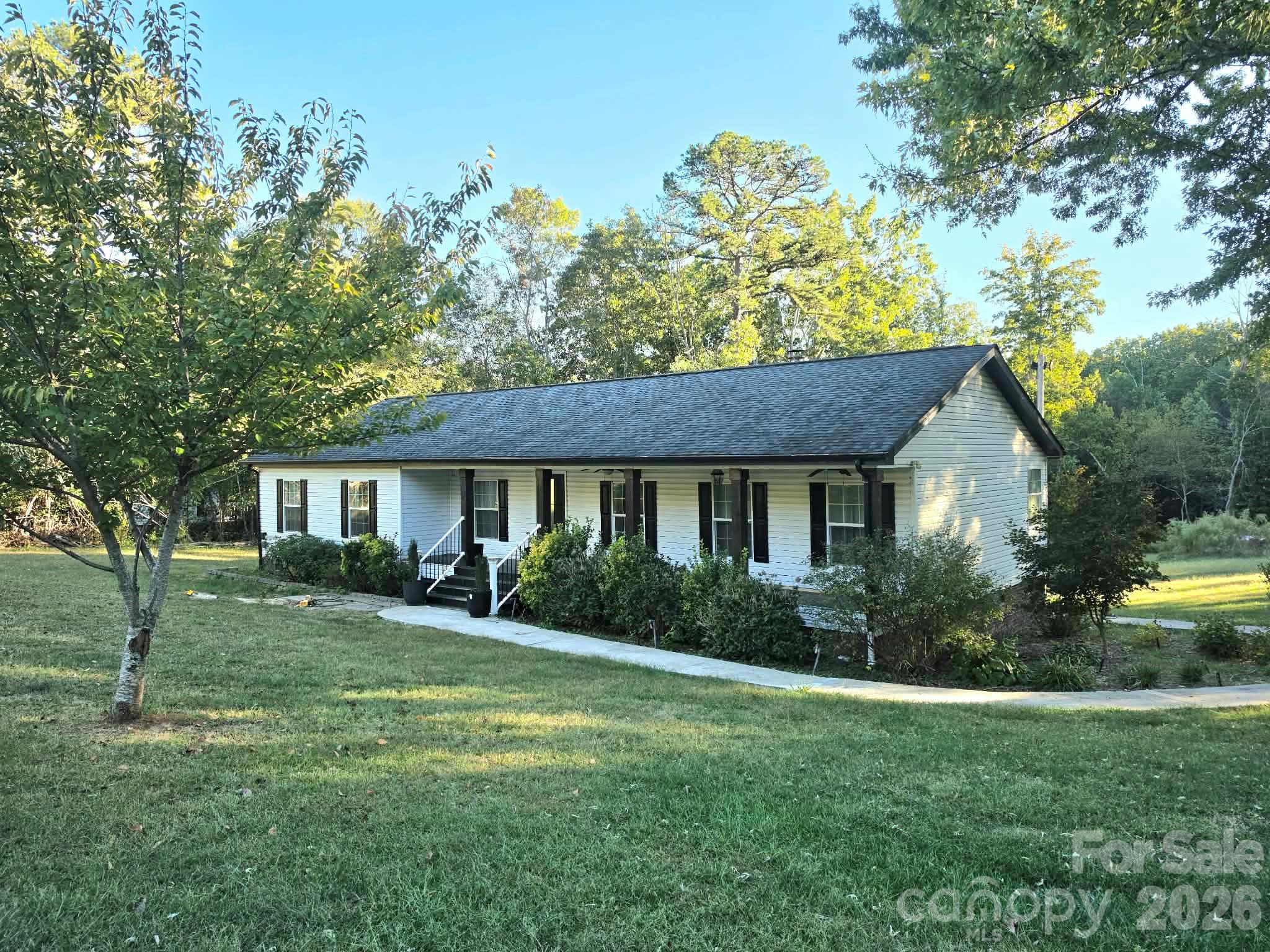 417 Pinnacle Road