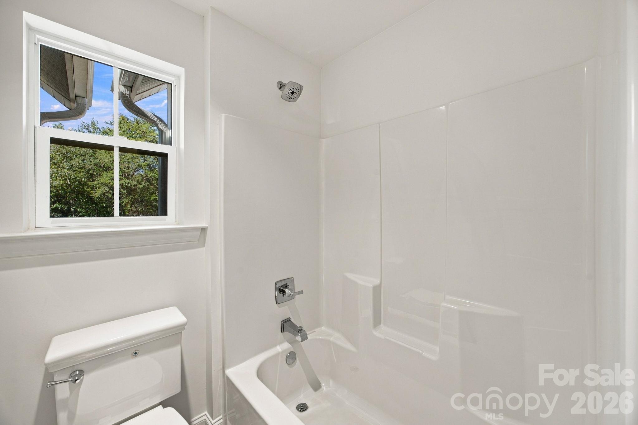 Bath 2 - 8768 Sherrills Ford Road, Sherrills Ford