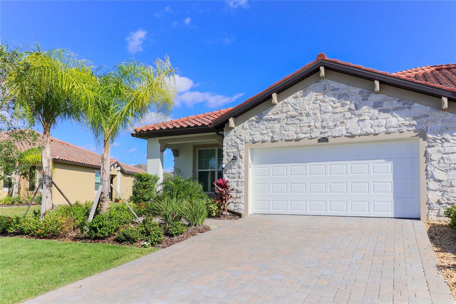 2501 AVOLET CT