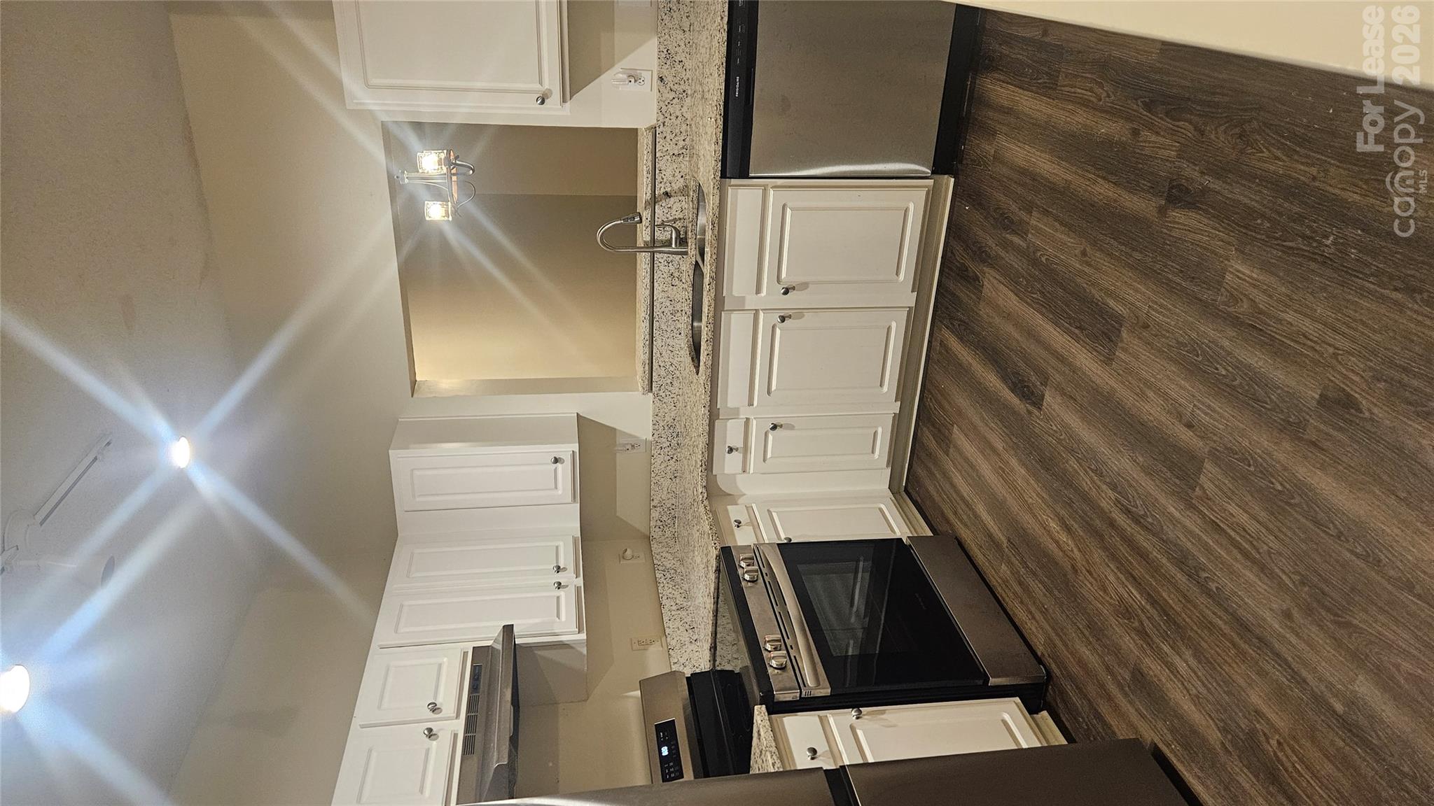 Kitchen - 8013 Stoneham Street, Matthews