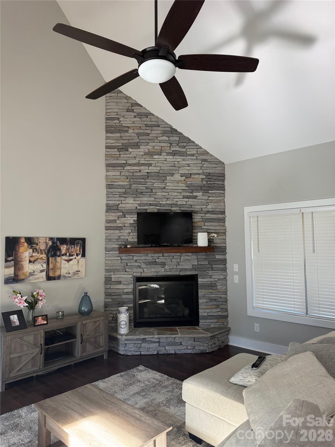 Single Family Residence at 3704 9th Street Court NE, Hickory, photo 5 of 18