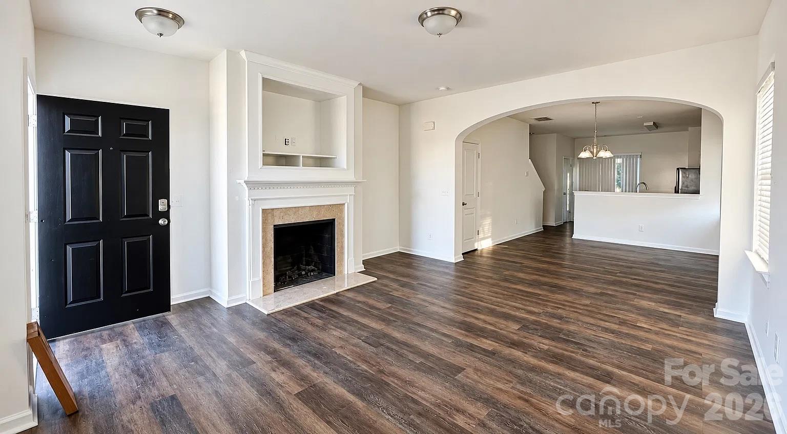 Townhouse at 13504 Calloway Glen Drive, Charlotte, photo 3 of 9