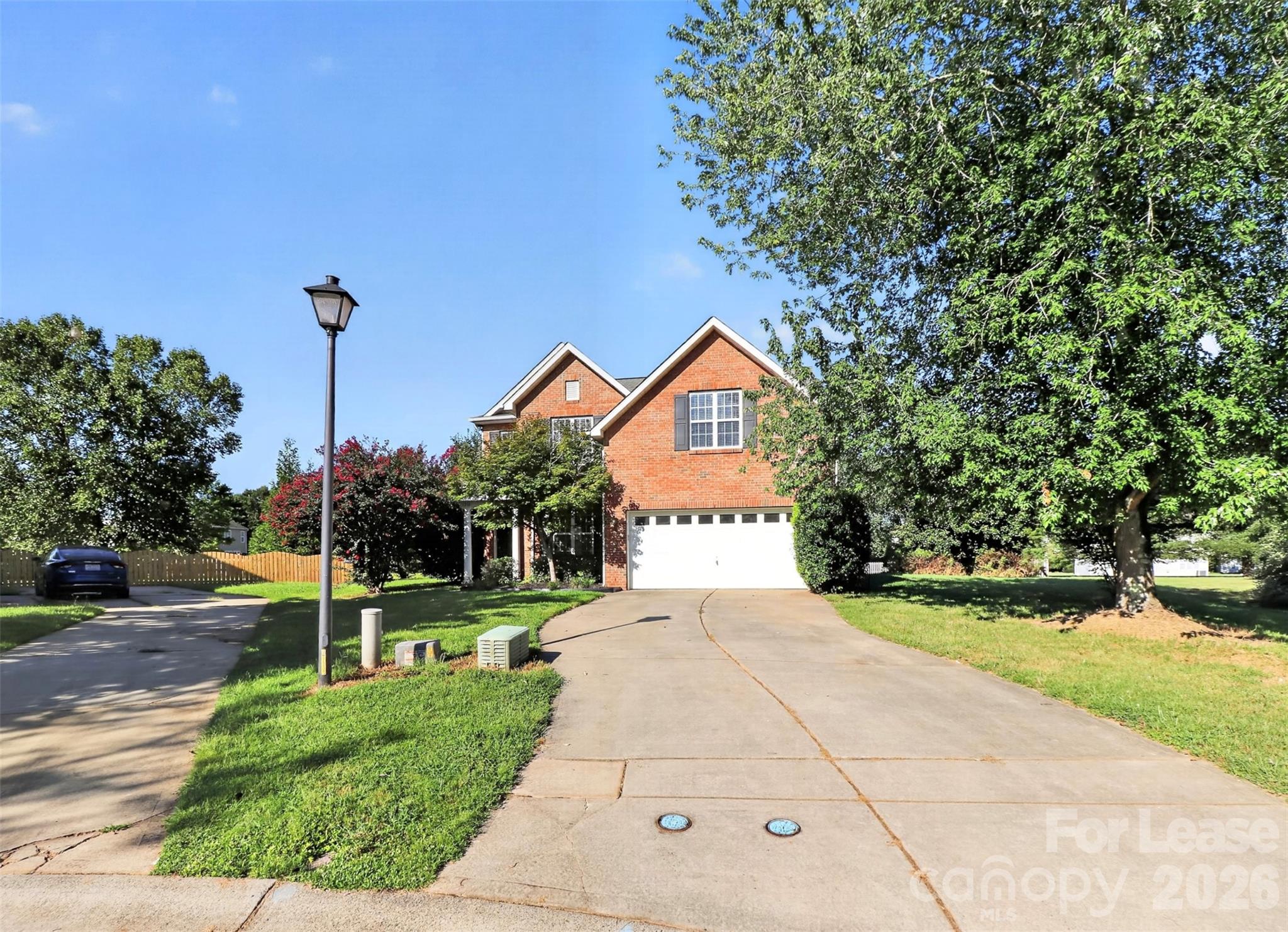 Single Family Residence at 1218 Haden Drive, Waxhaw, photo 3 of 39
