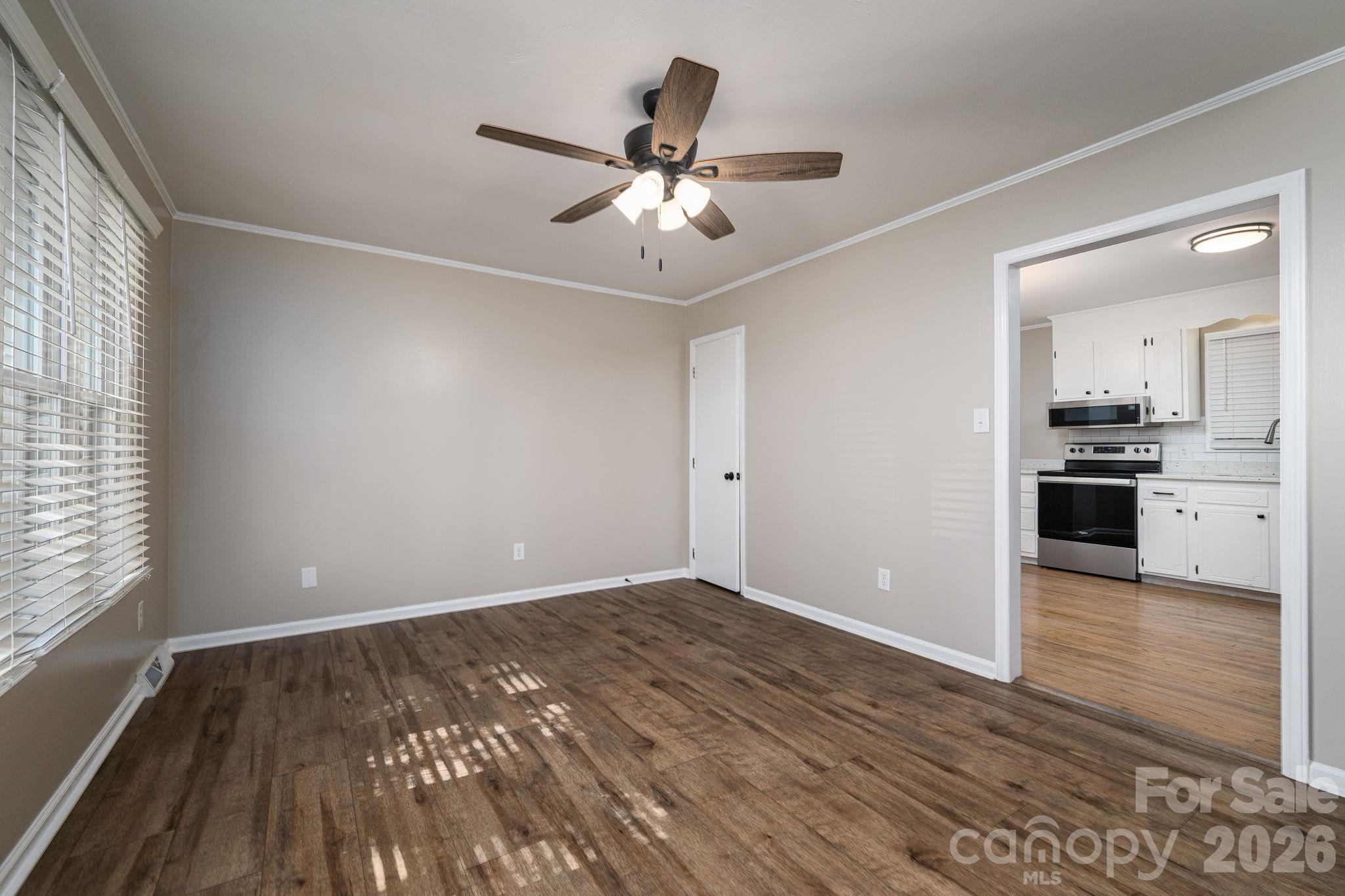 Single Family Residence at 413 E Klutz Street, Maiden, photo 25 of 38
