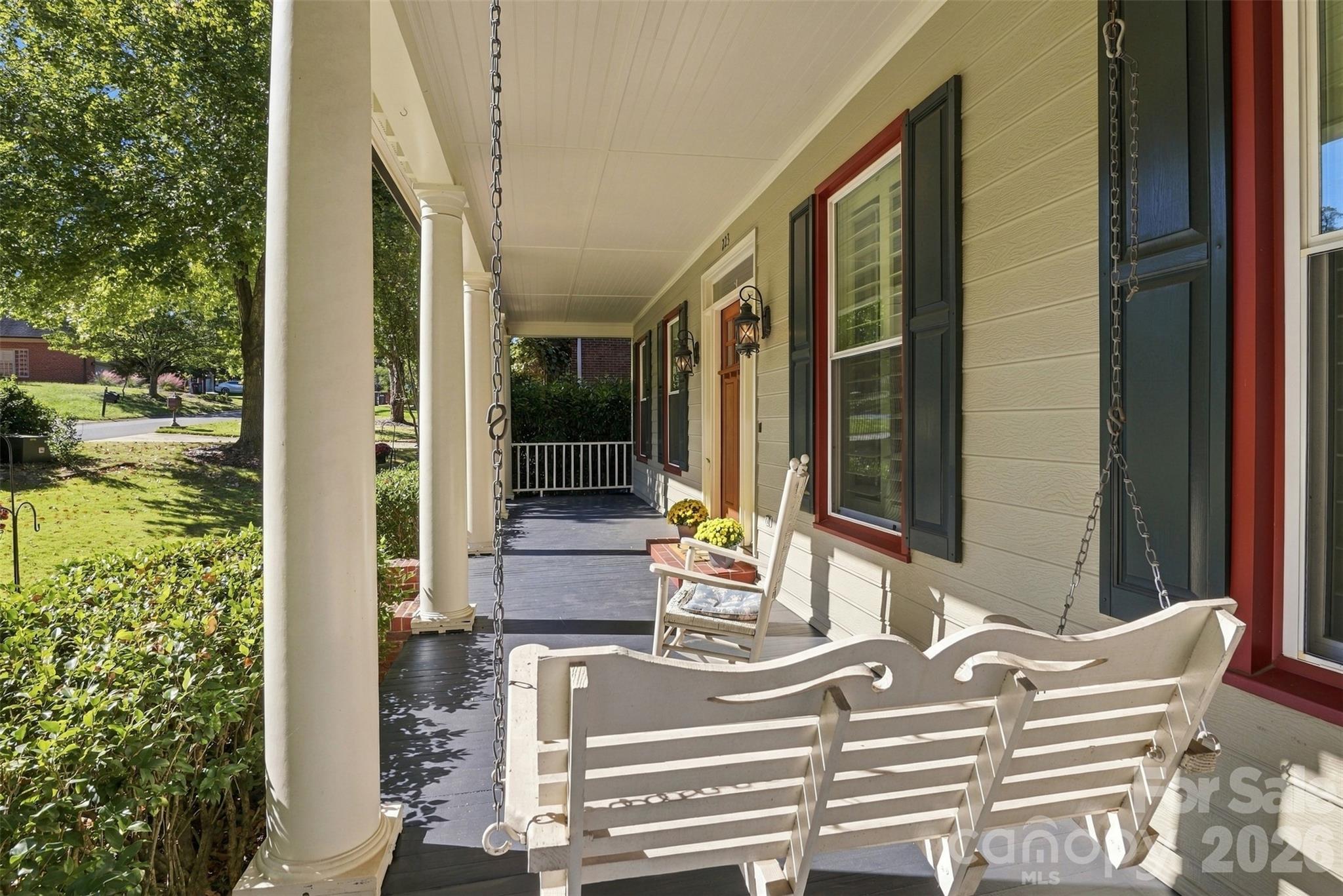 Single Family Residence at 223 N Brackenbury Lane, Charlotte, photo 16 of 49