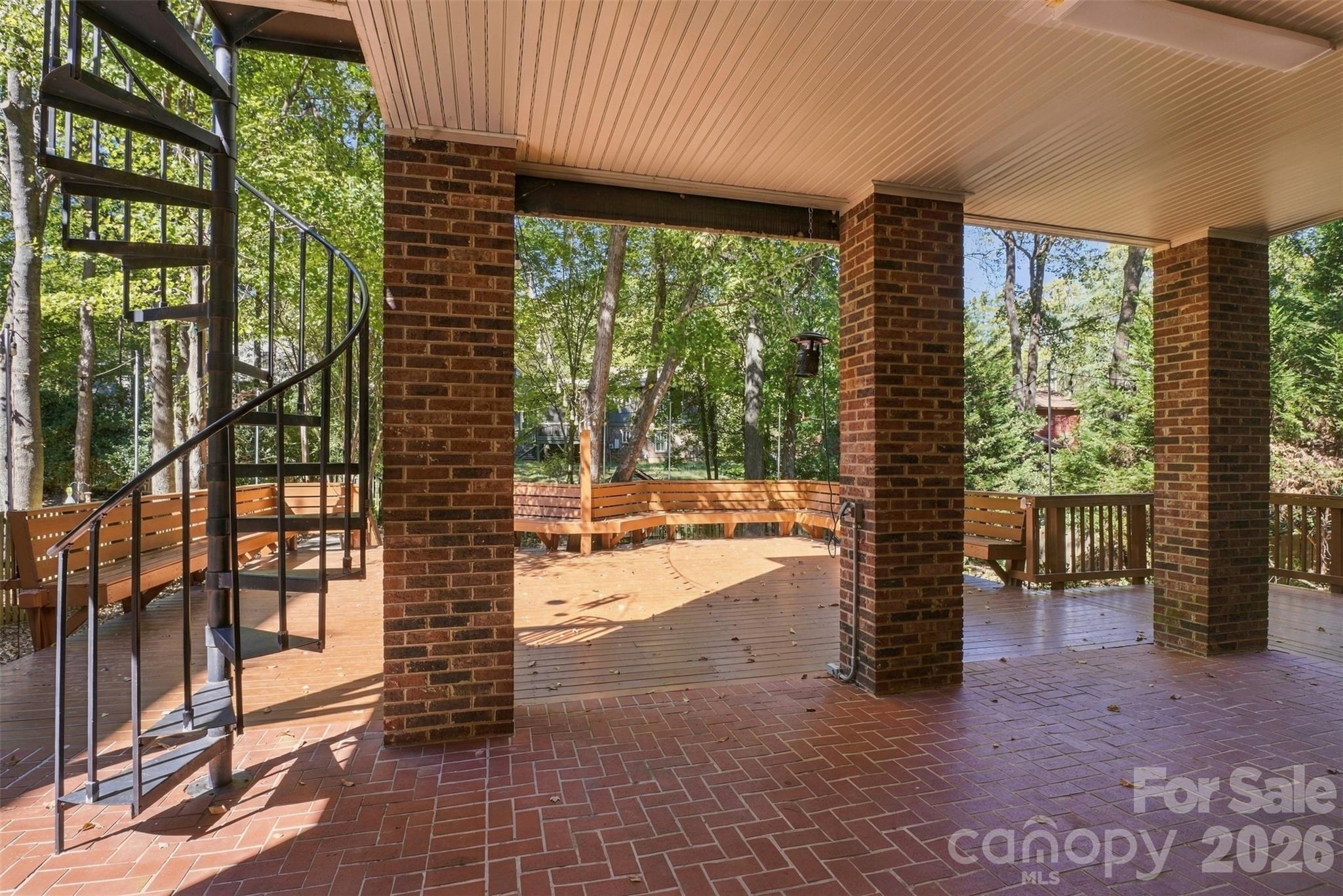 Single Family Residence at 223 N Brackenbury Lane, Charlotte, photo 41 of 49
