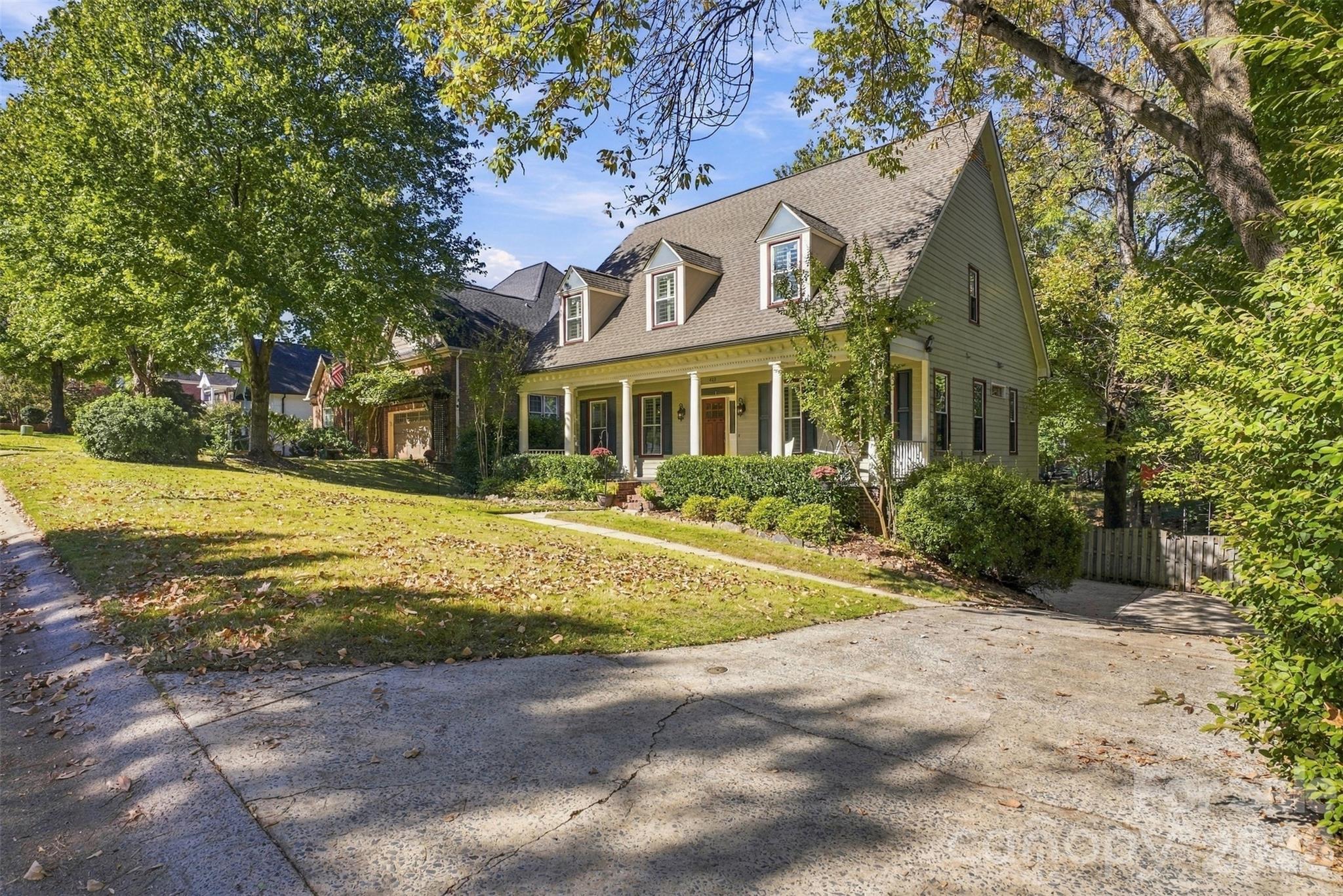 Single Family Residence at 223 N Brackenbury Lane, Charlotte, photo 48 of 49