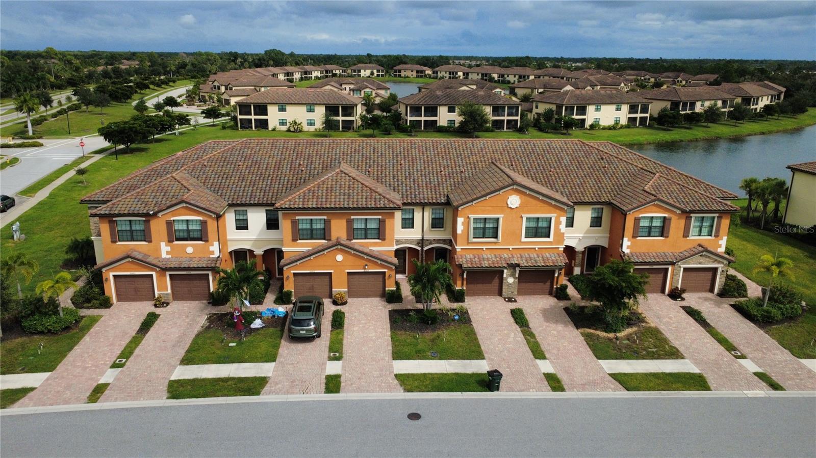 20448 LAGENTE CIR