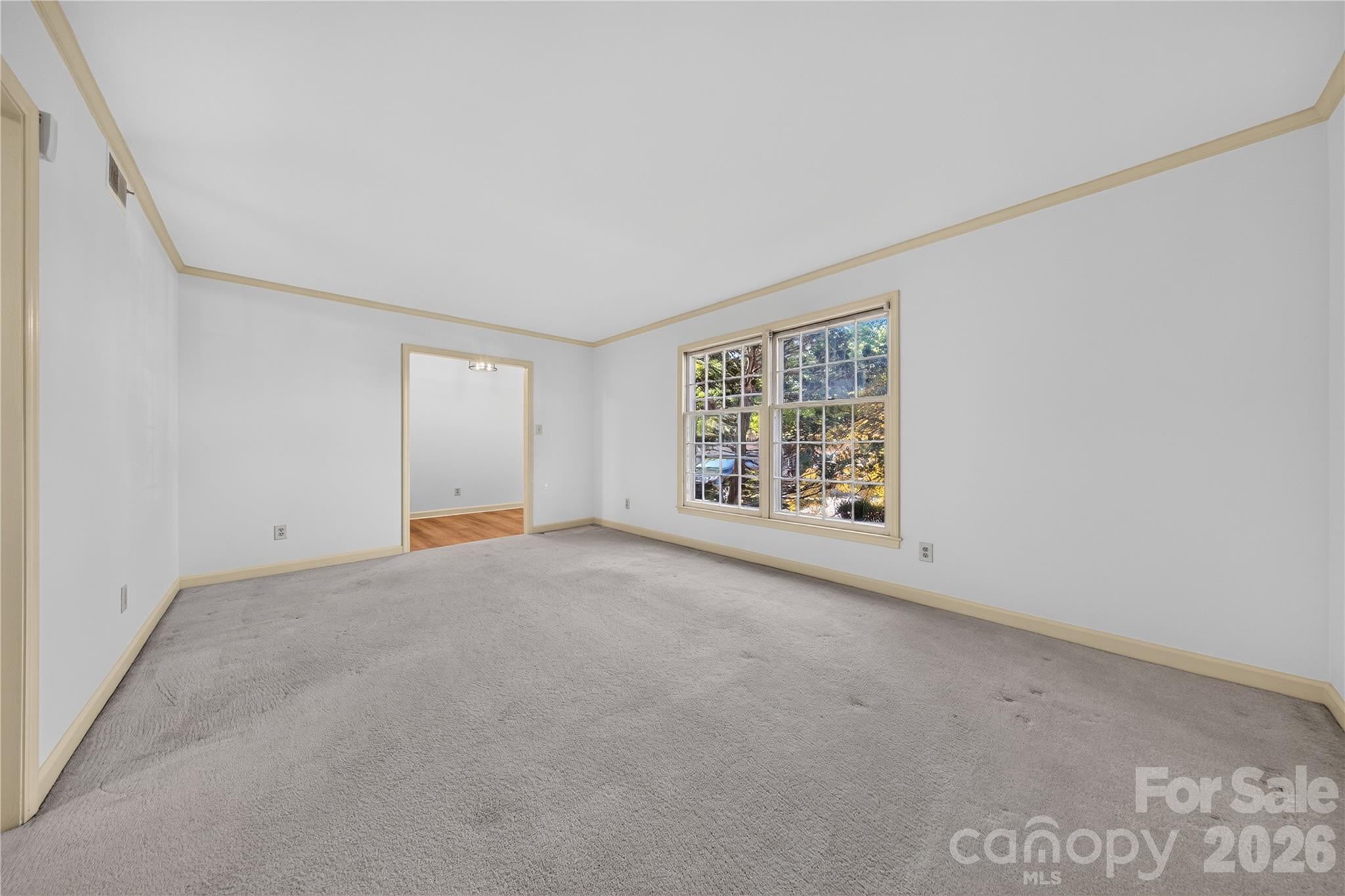 Townhouse at 6869 Dumbarton Drive, Charlotte, photo 4 of 25