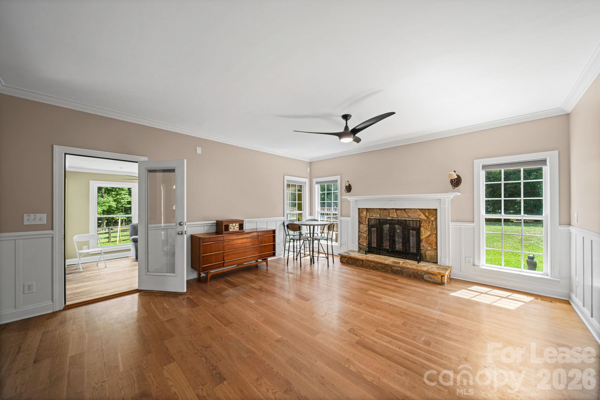 Single Family Residence at 7107 Nesbit Road, Waxhaw, photo 9 of 33