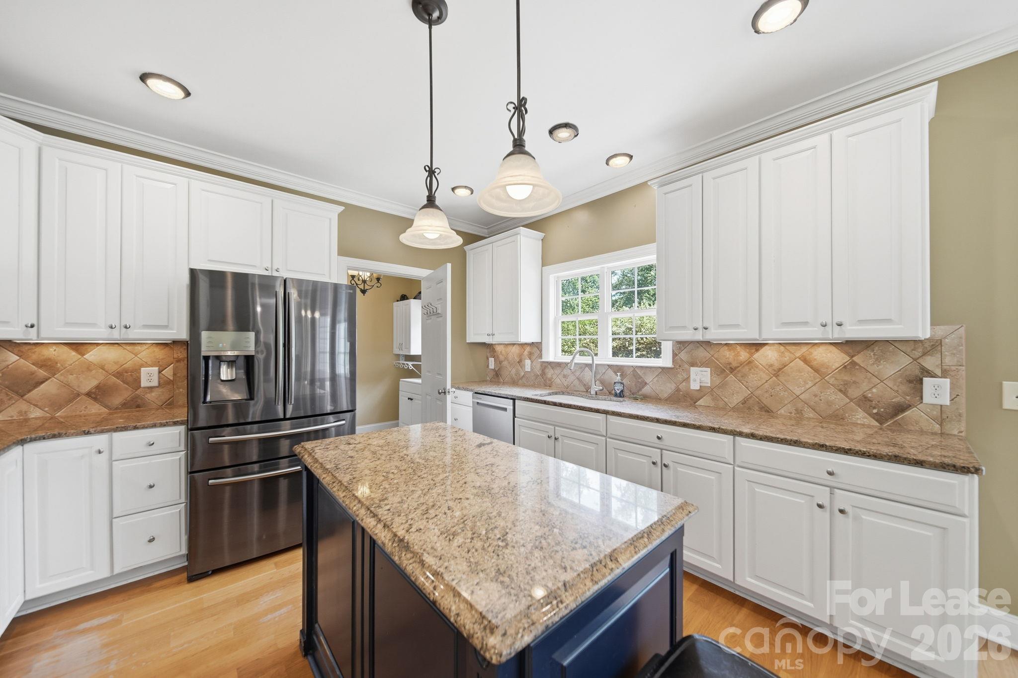 Single Family Residence at 7107 Nesbit Road, Waxhaw, photo 12 of 33