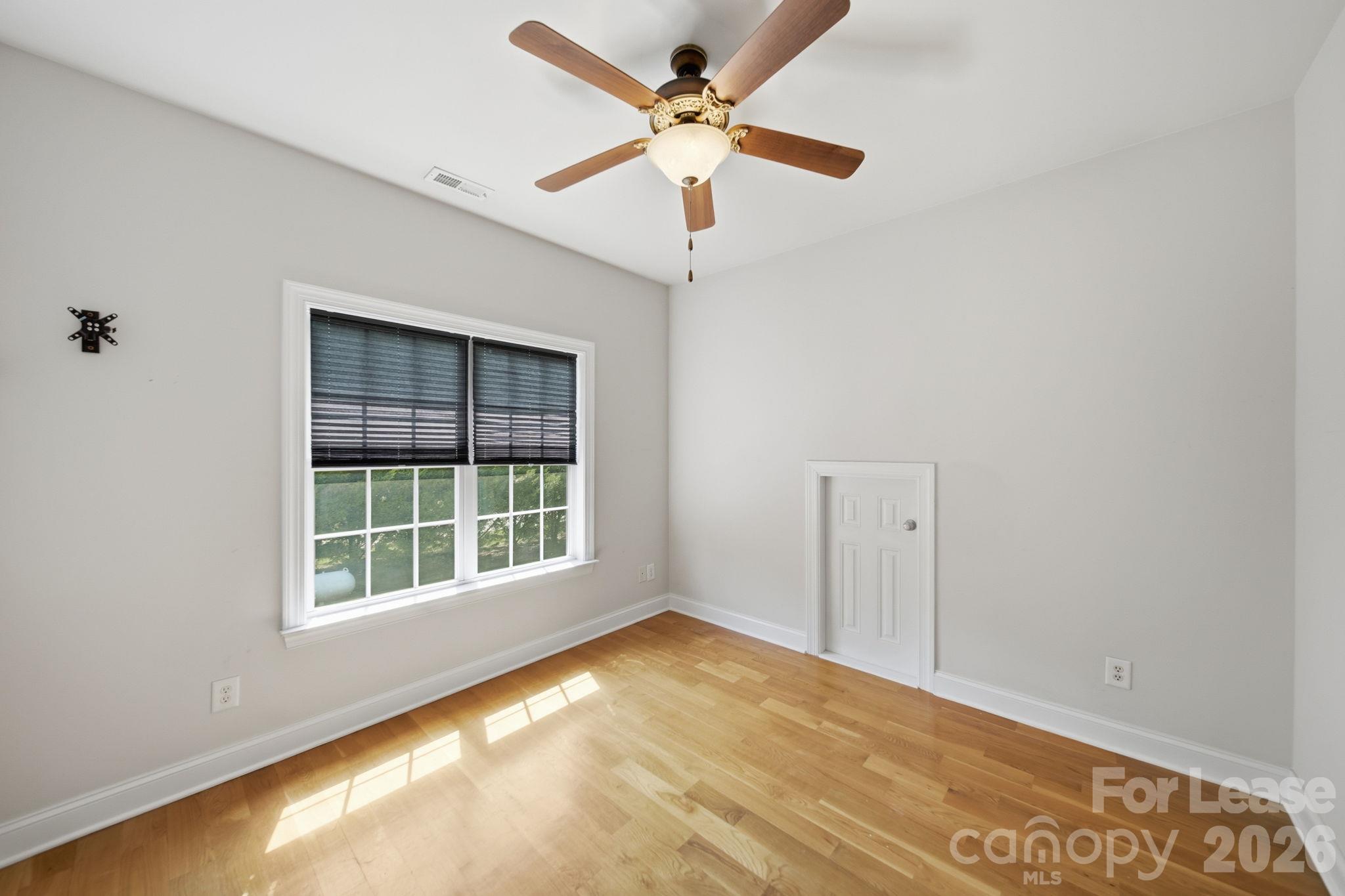 Single Family Residence at 7107 Nesbit Road, Waxhaw, photo 27 of 33
