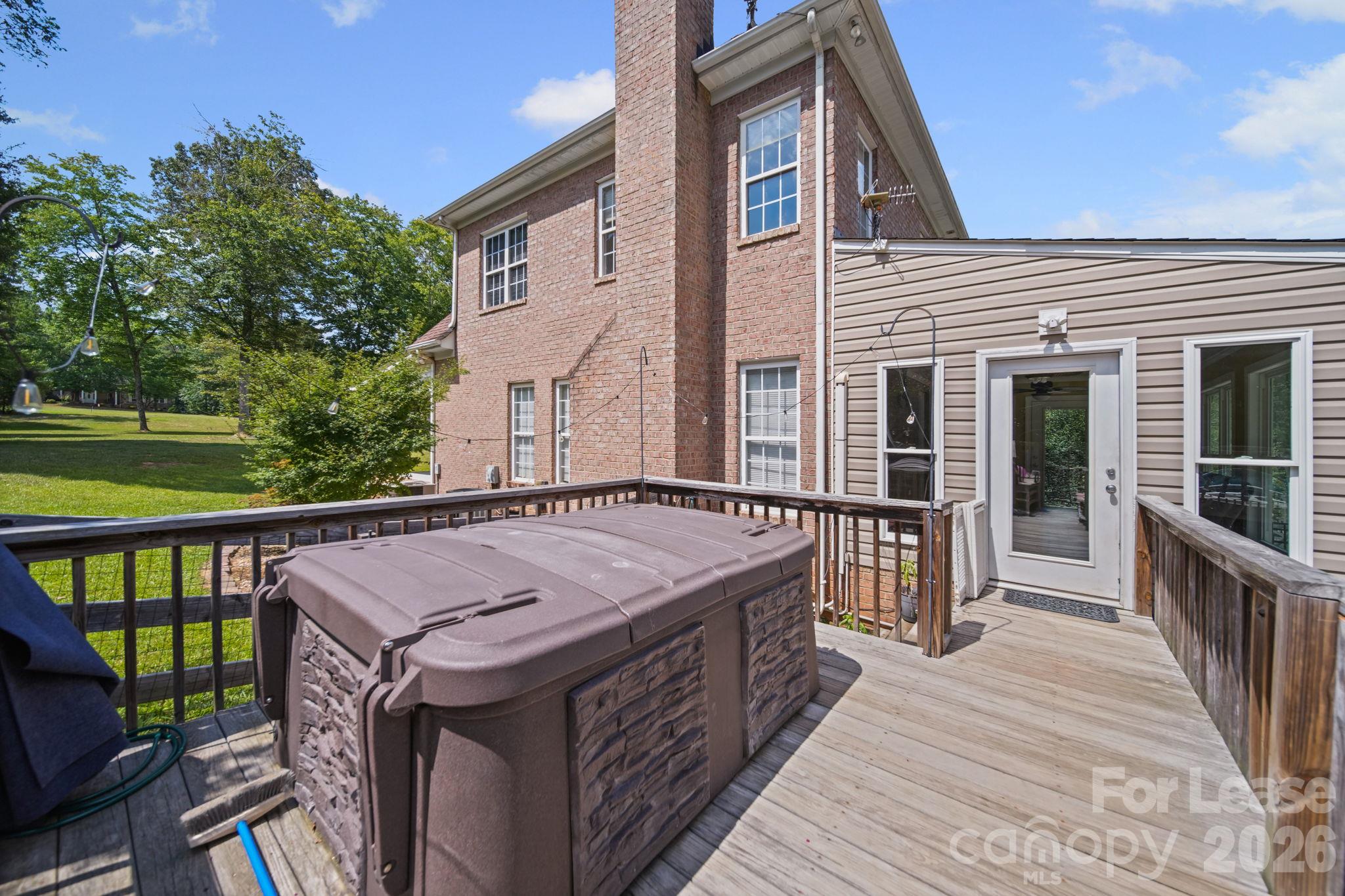 Single Family Residence at 7107 Nesbit Road, Waxhaw, photo 29 of 33