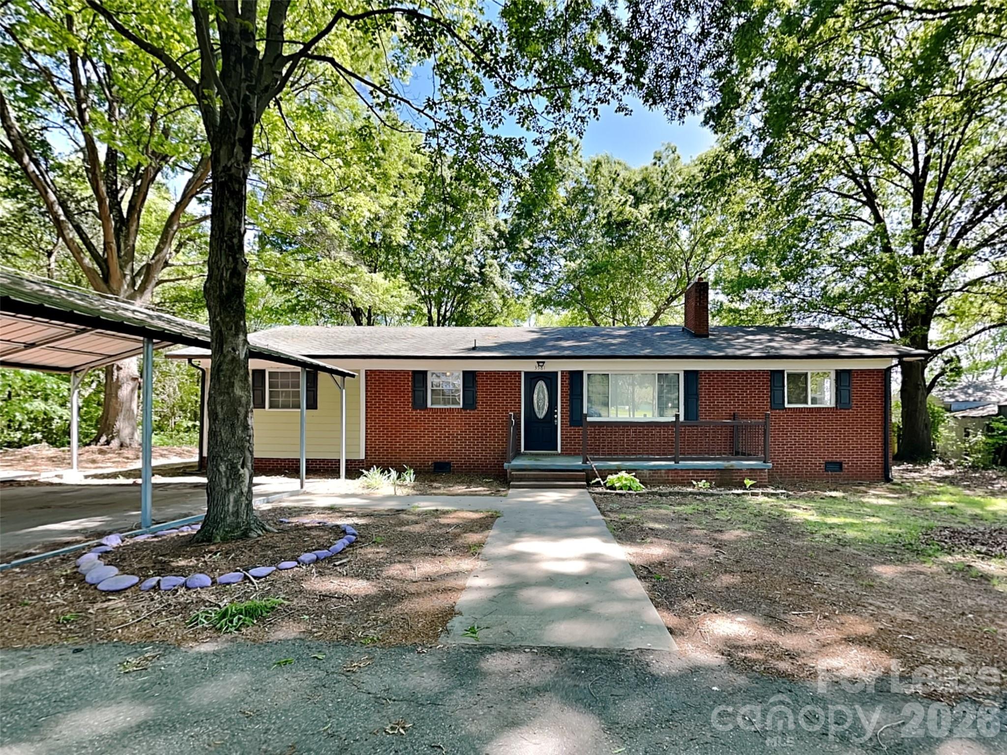 3581 Travis Lane NW
