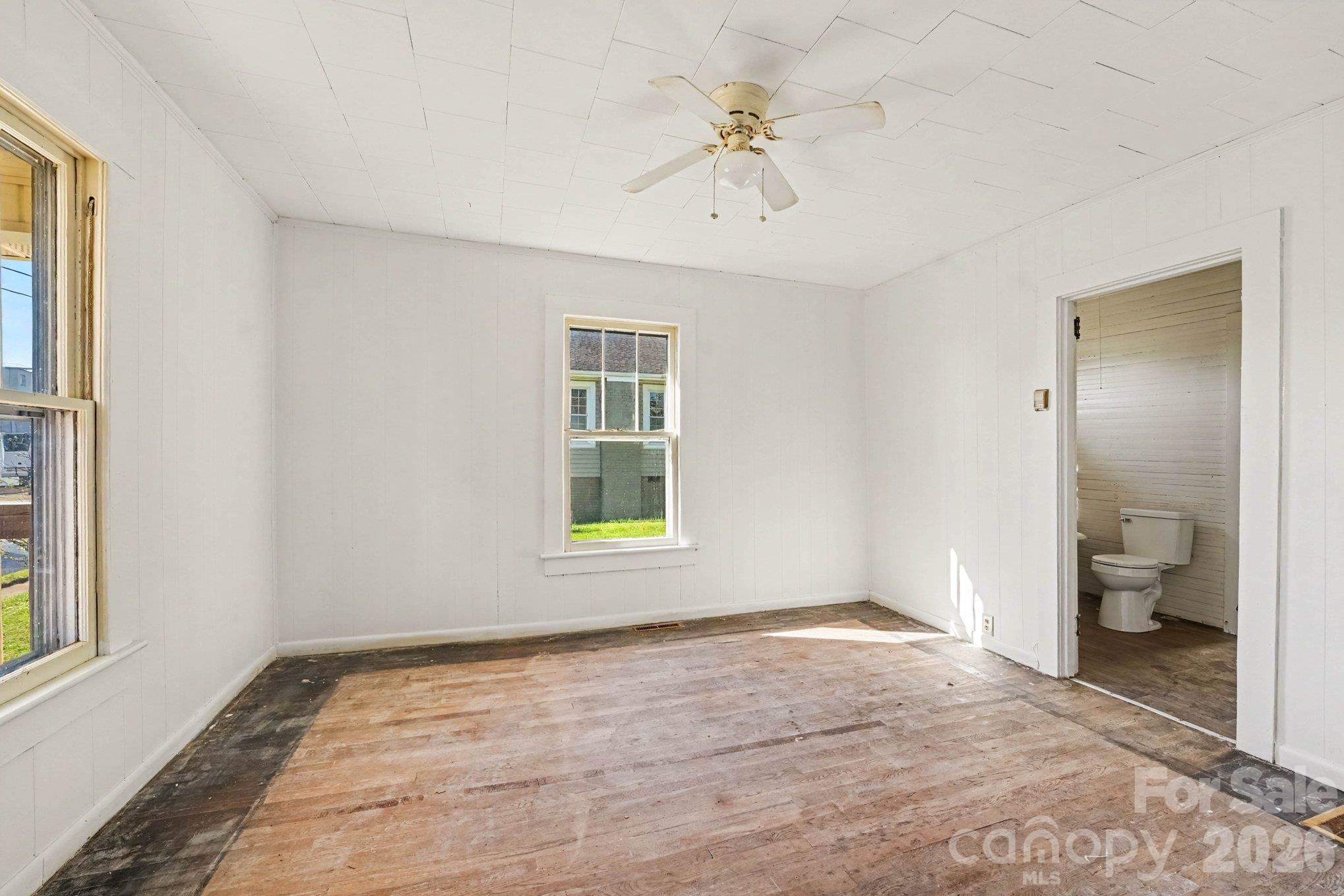 Single Family Residence at 216 N Brady Avenue, Newton, photo 20 of 23