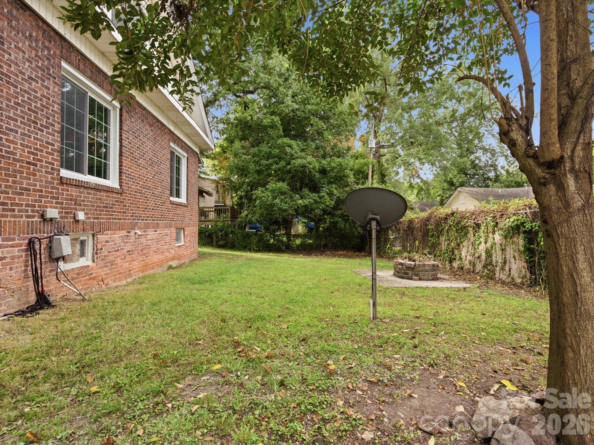 Single Family Residence at 707 S York Street, Gastonia, photo 75 of 89