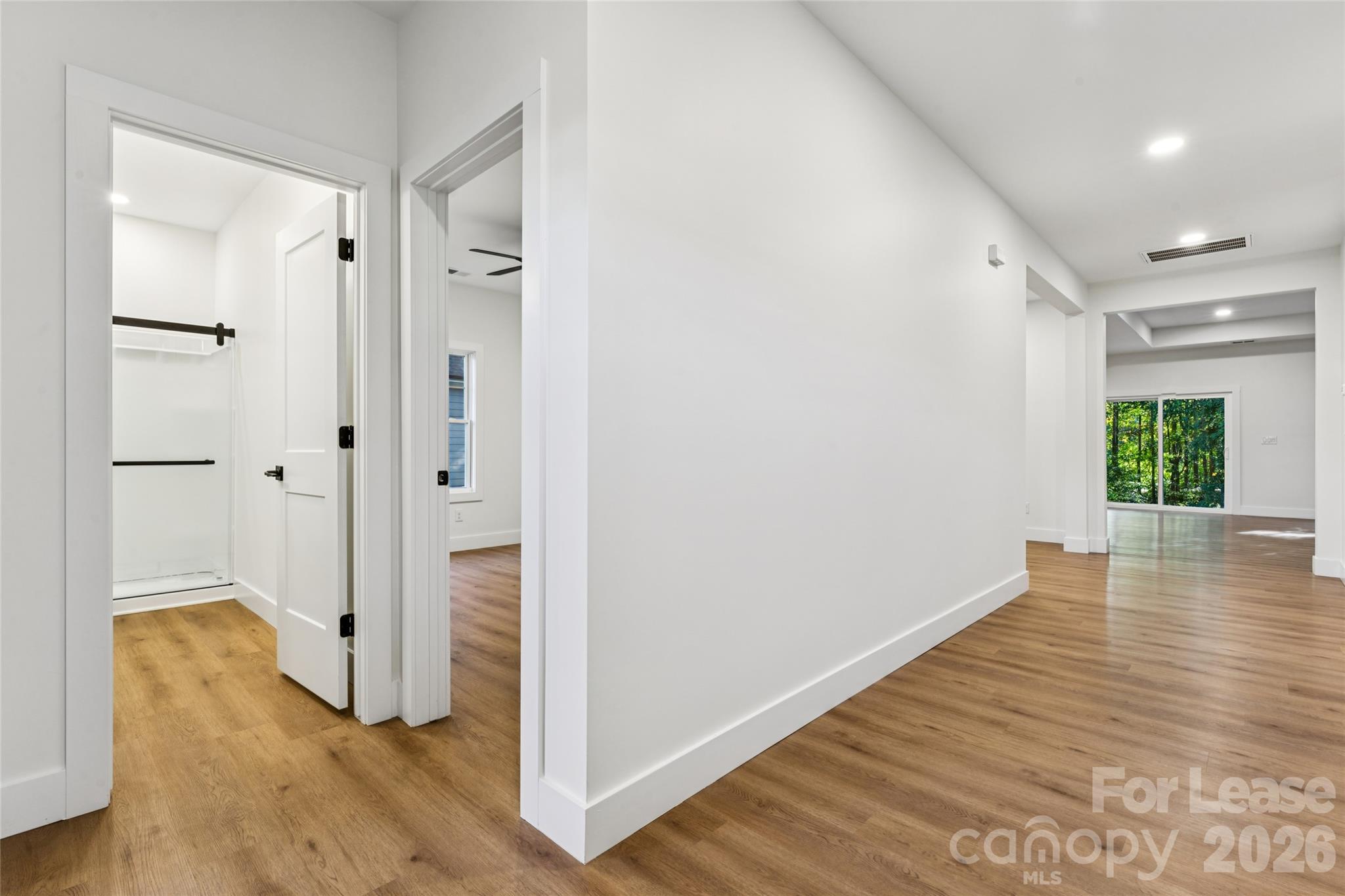 Entrance hallway - 11924 Crabapple Lane, Huntersville