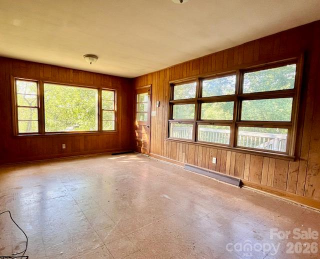 Den - 14 Valle Vista Drive, Asheville