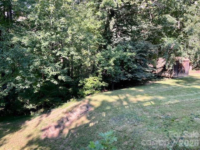 Yard - 14 Valle Vista Drive, Asheville
