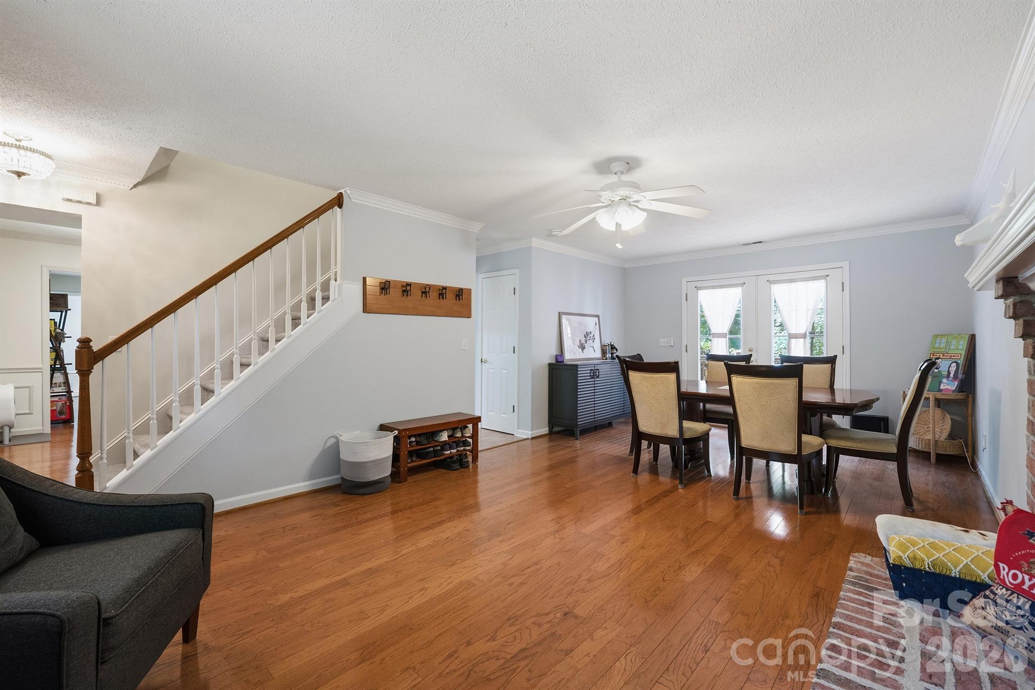 Single Family Residence at 6421 Whitewater Drive, Charlotte, photo 4 of 28