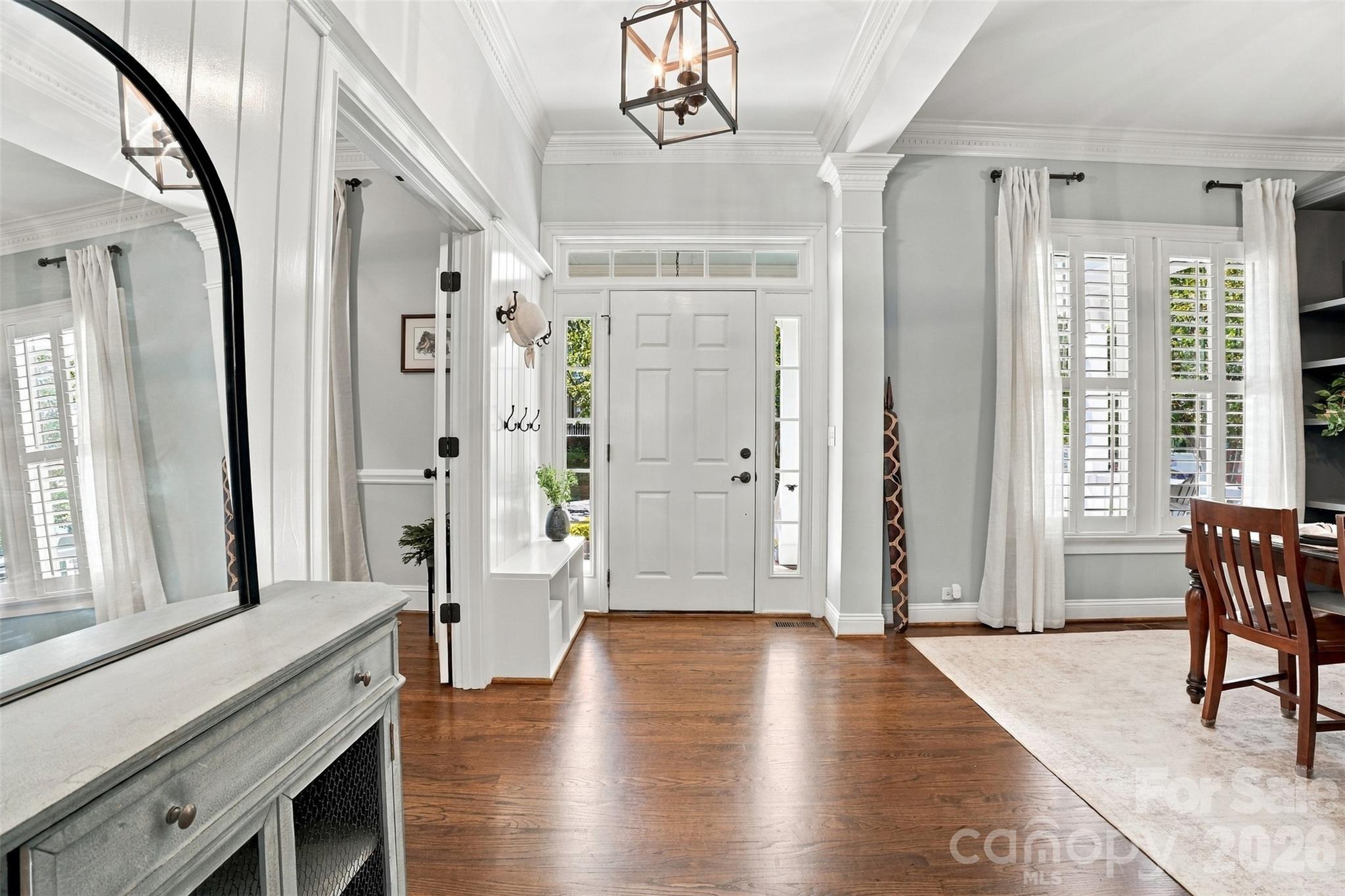 Foyer w/ drop zone - 544 Glen Walk Drive, Fort Mill