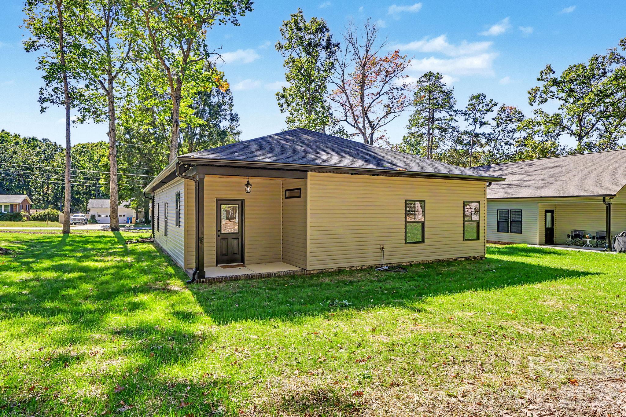 Rear view of property - 2121 Woodhurst Lane, Albemarle