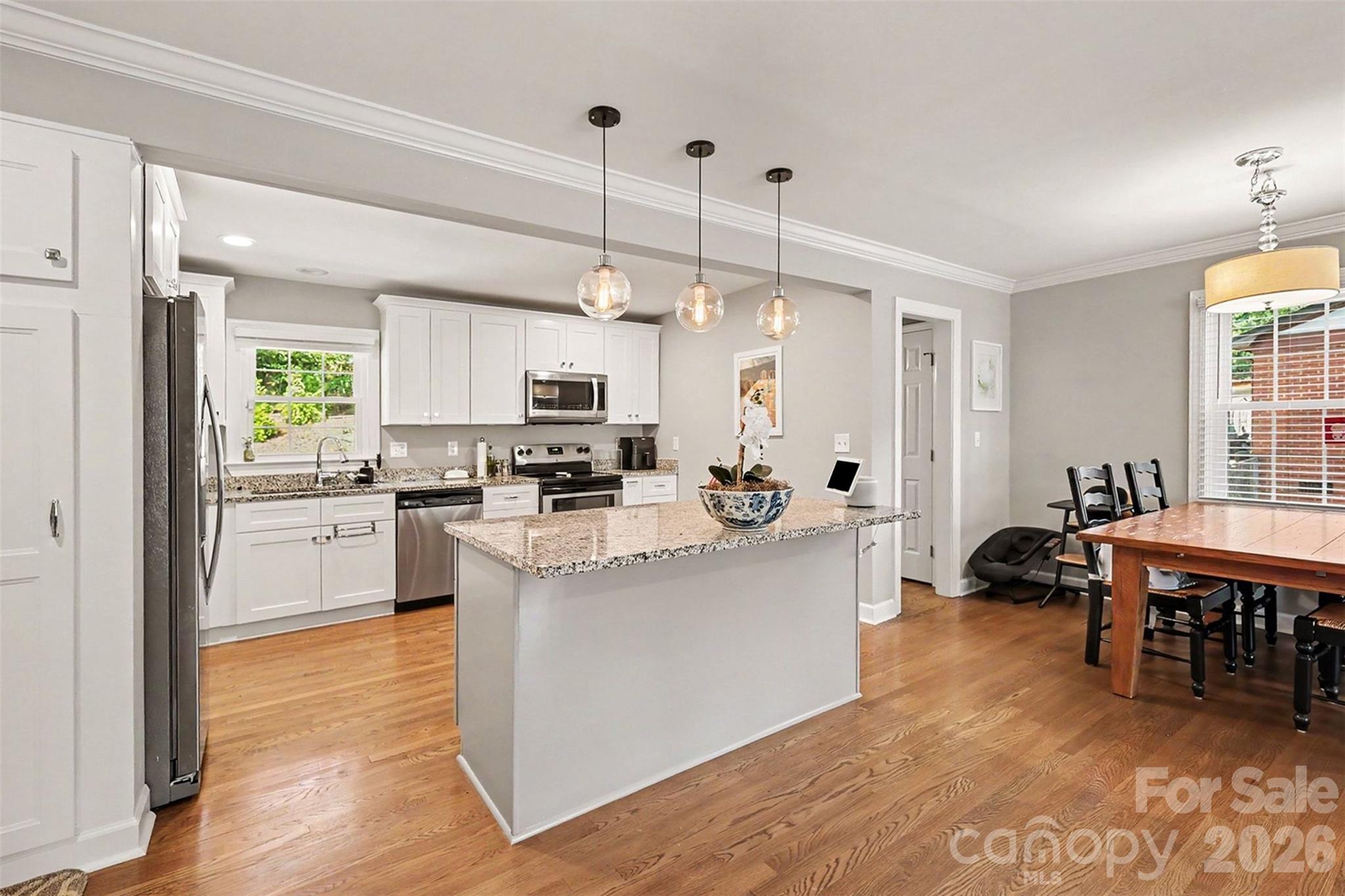 Kitchen - 5621 Alanhurst Place, Charlotte